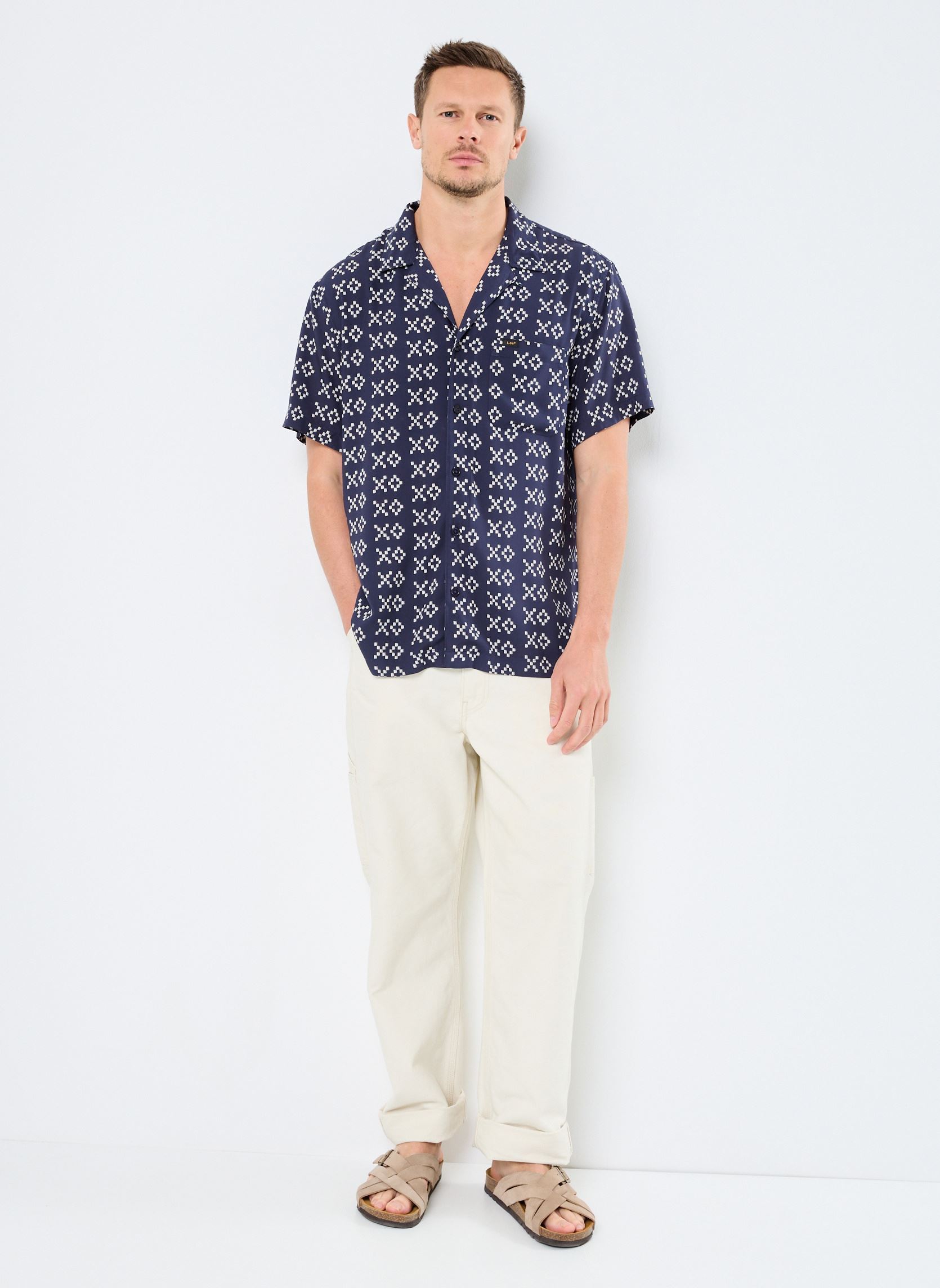 Chemises RESORT SHIRT homme bleu Lee Chemises RESORT SHIRT homme bleu RIVET ECRU