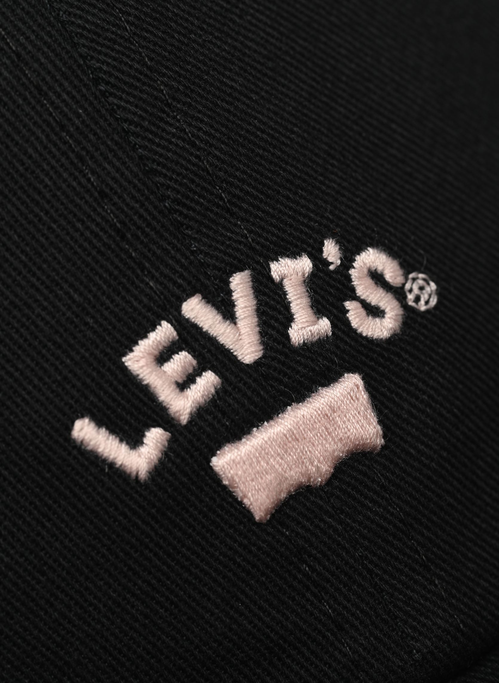 Casquettes Lazy Girl Logo Cap femme noir Levi's Casquettes Lazy Girl Logo Cap femme noir Regular Black