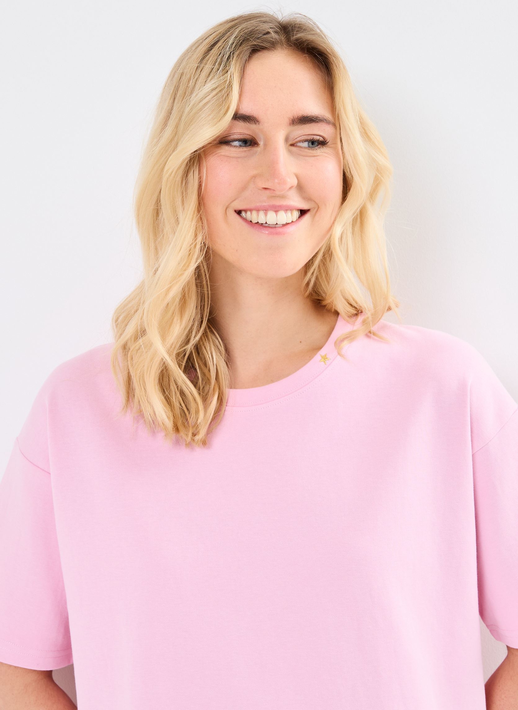 Tee-shirts manches courtes Tais femme rose La Petite Etoile Tee-shirts manches courtes Tais femme rose ROSE