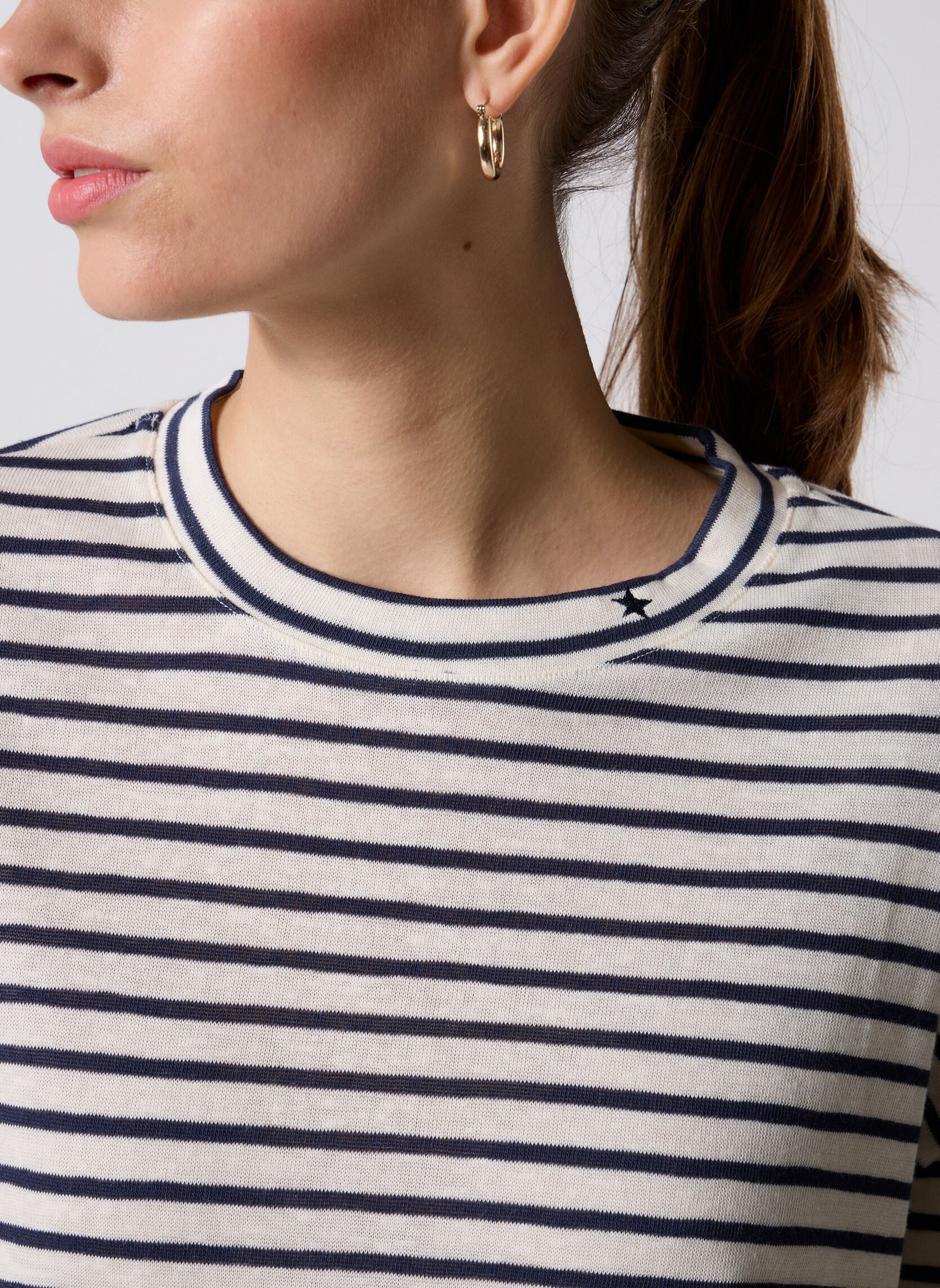 Kurzarm-T-Shirts Tais damen weiß La Petite Etoile Kurzarm-T-Shirts Tais damen weiß ECRU/MARINE