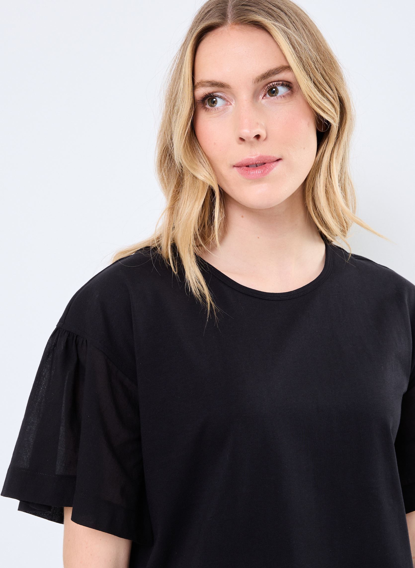 Tee-shirts manches courtes T-Shirt Mc Sabrina femme noir Stella Forest Tee-shirts manches courtes T-Shirt Mc Sabrina femme noir NOIR