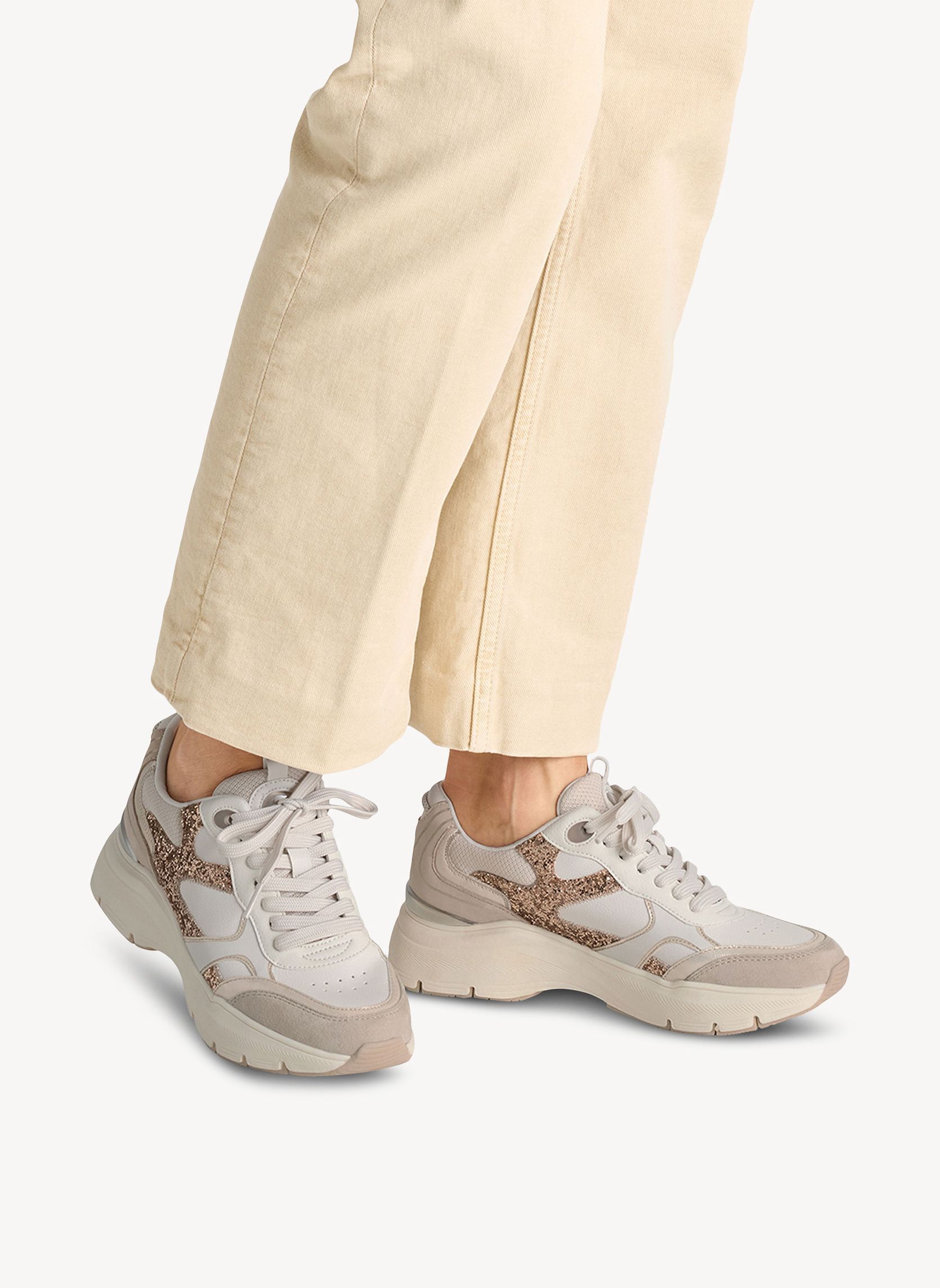 Baskets basses 1-23749-44 femme rose Tamaris Baskets basses 1-23749-44 femme rose Rose saumon