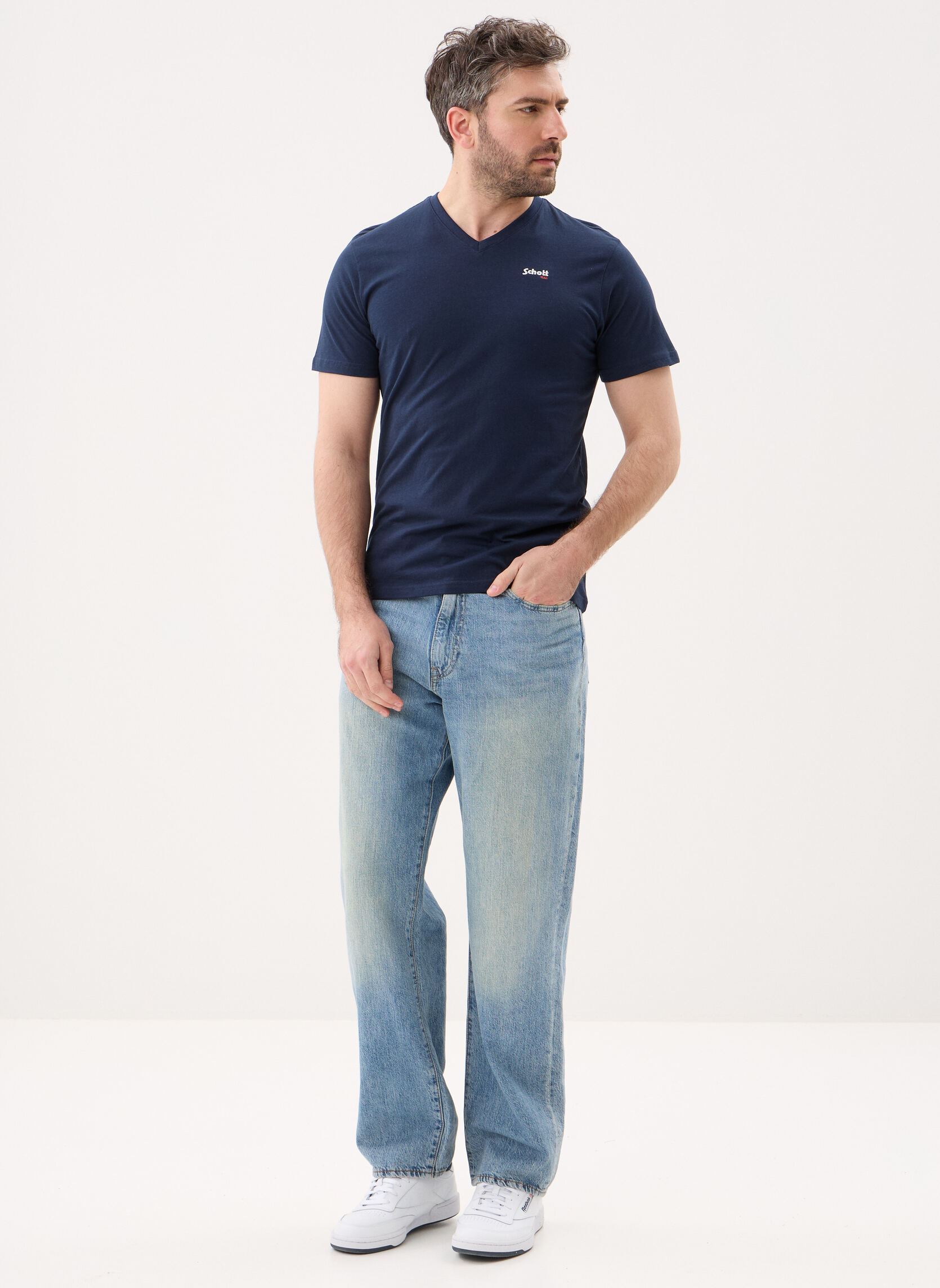 Tee-shirts manches courtes Tshirt Col V Brode-TSCASUALV homme bleu Schott Tee-shirts manches courtes Tshirt Col V Brode-TSCASUALV homme bleu NAVY
