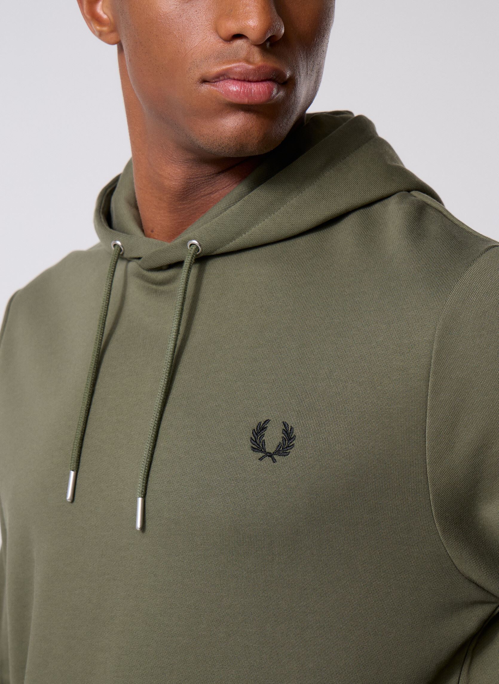 Sweats à capuche Tipped Hooded Sweatshirt homme vert Fred Perry Sweats à capuche Tipped Hooded Sweatshirt homme vert LRLWRTHGREEN/BLK