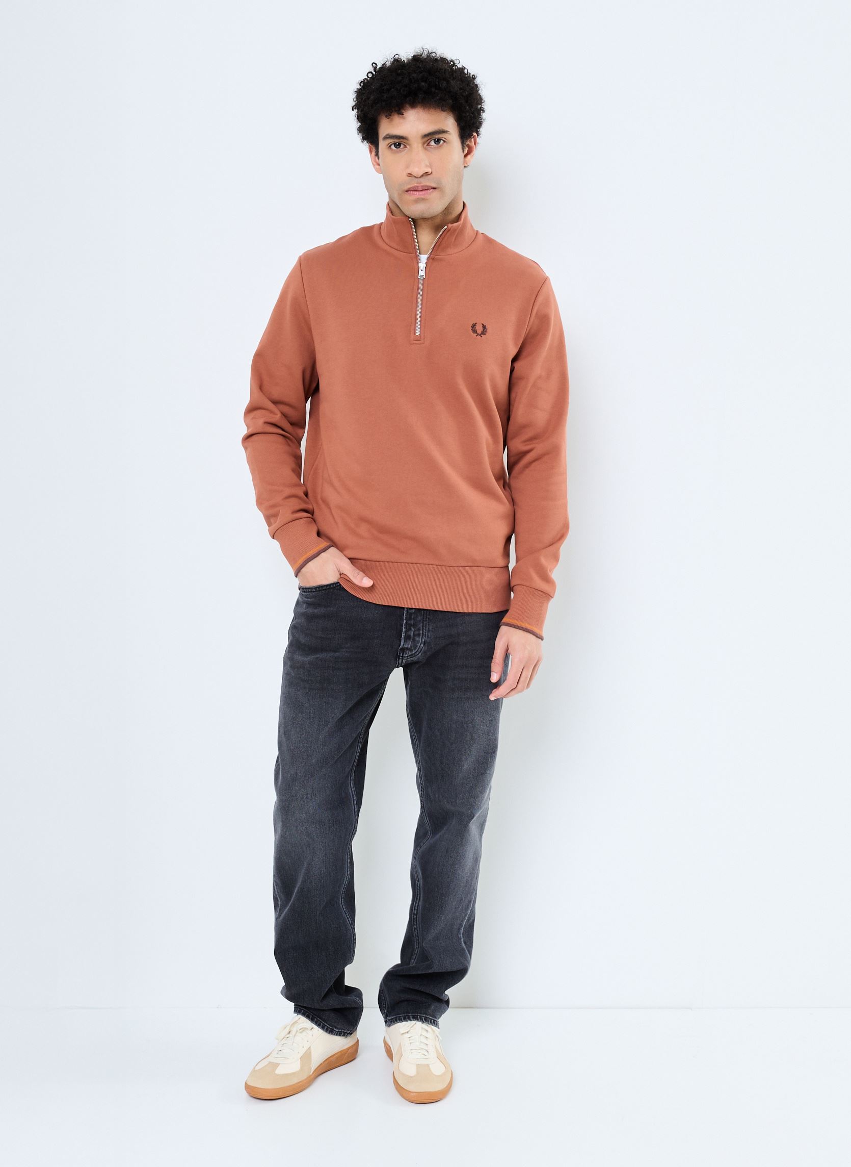 Sweats zippés HALF ZIP SWEATSHIRT homme marron Fred Perry Sweats zippés HALF ZIP SWEATSHIRT homme marron CINNAMON