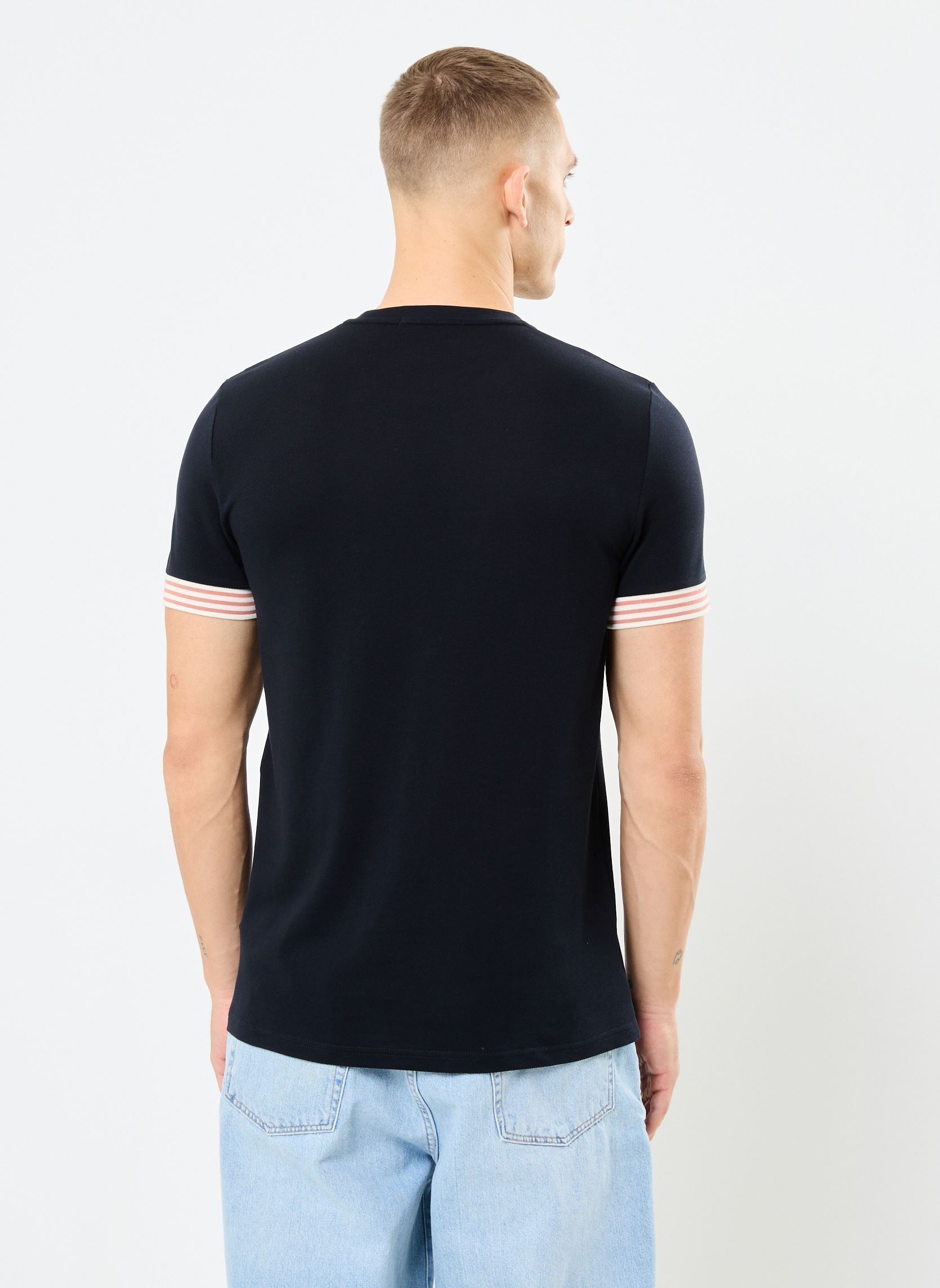 Tee-shirts manches courtes STRIPED CUFF T-SHIRT homme bleu Fred Perry Tee-shirts manches courtes STRIPED CUFF T-SHIRT homme bleu NAVY