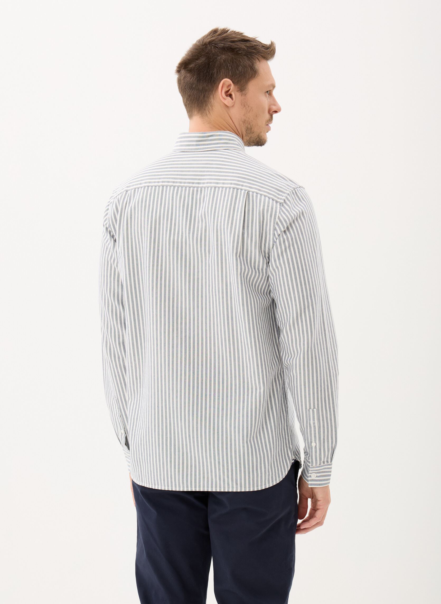 Chemises STRIPE OXFORD SHIRT homme bleu Fred Perry Chemises STRIPE OXFORD SHIRT homme bleu Tennis Blue