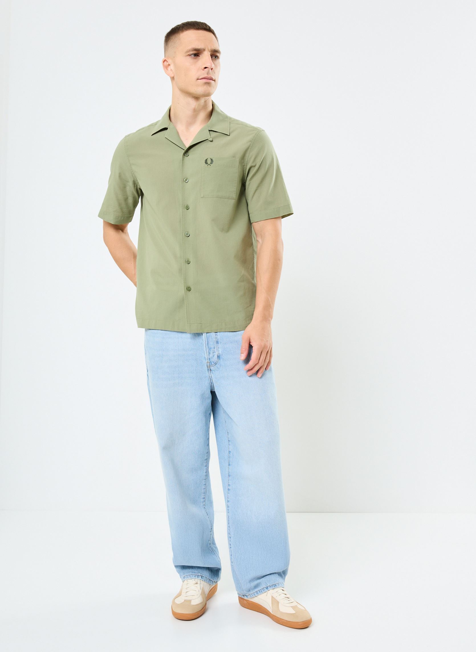 Hemden LIGHTWEIGHT TEXTURE REVERE COL herren grün Fred Perry Hemden LIGHTWEIGHT TEXTURE REVERE COL herren grün OLIVE MINT