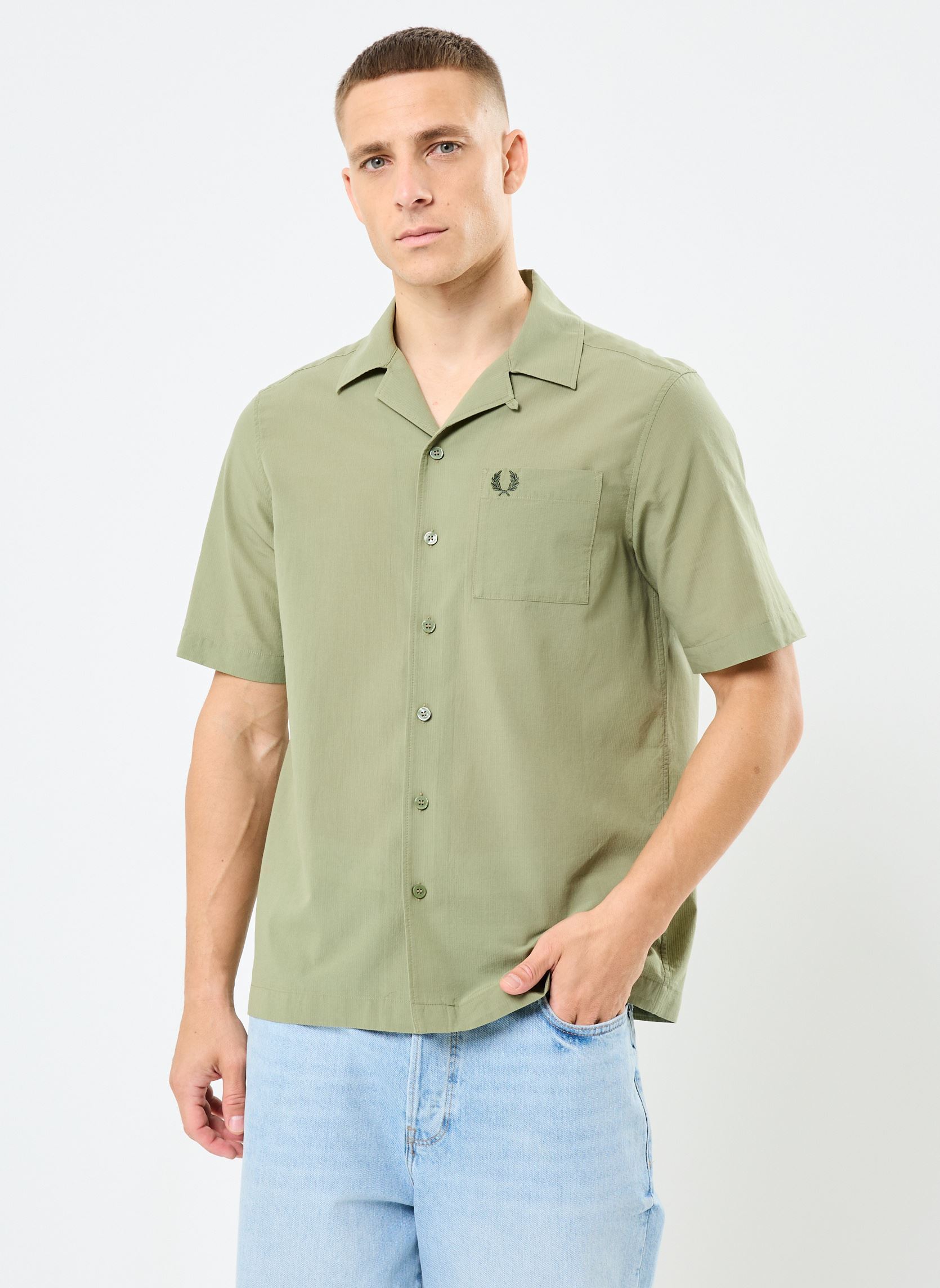 Hemden LIGHTWEIGHT TEXTURE REVERE COL herren grün Fred Perry Hemden LIGHTWEIGHT TEXTURE REVERE COL herren grün OLIVE MINT