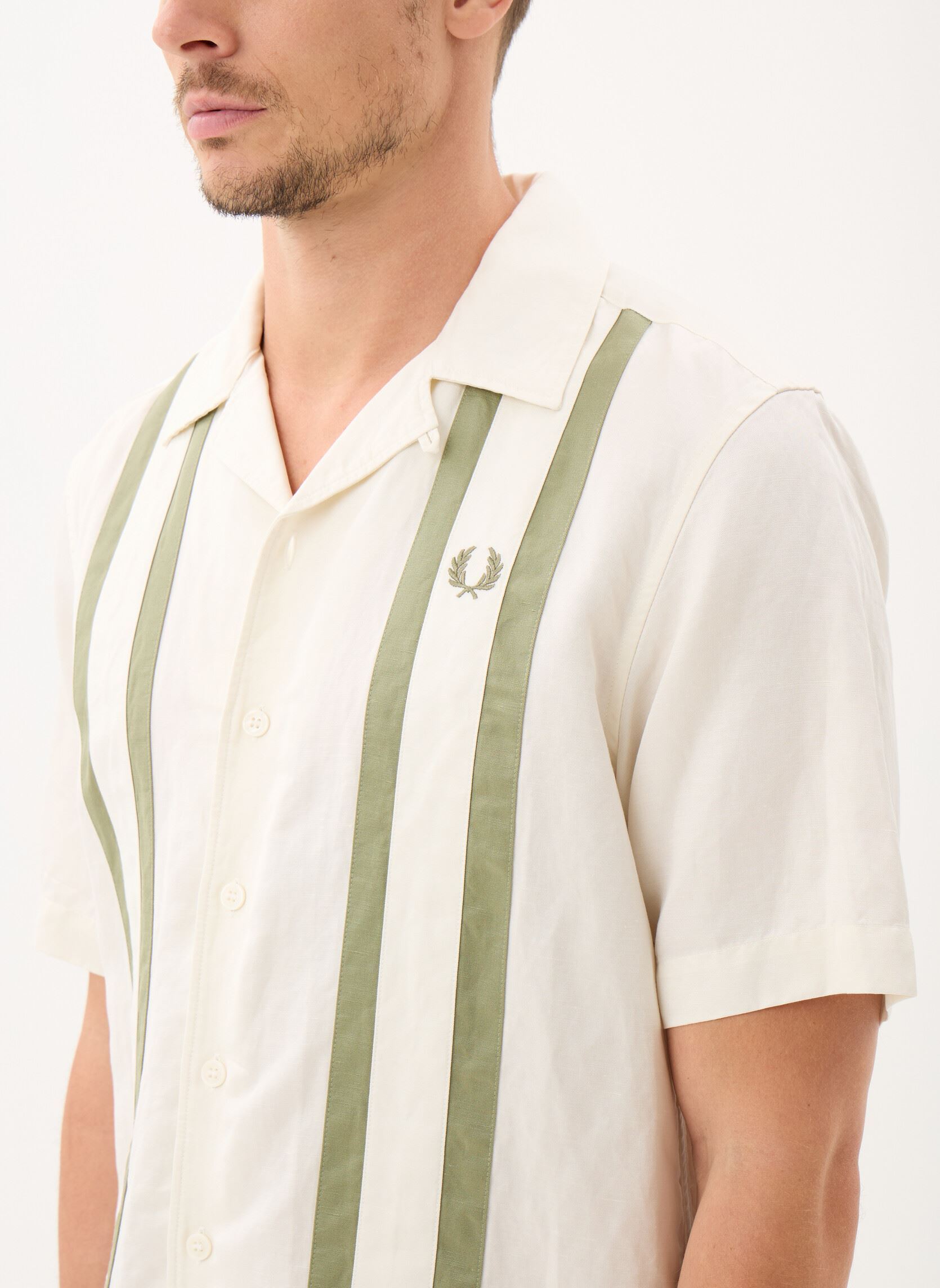 Hemden PANELLED LINEN BLEND SHIRT heren wit Fred Perry Hemden PANELLED LINEN BLEND SHIRT heren wit Light Ecru