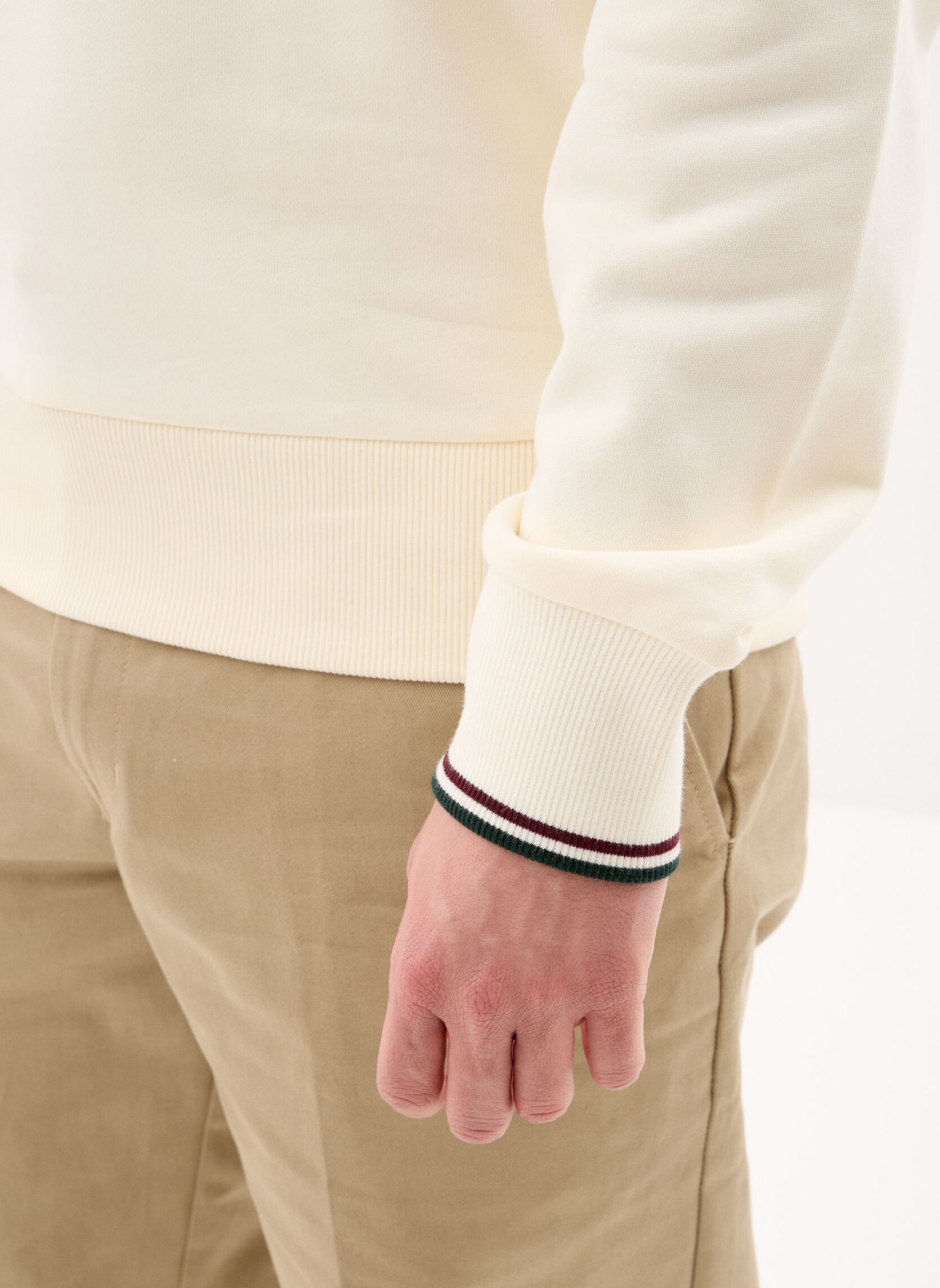 Sweats CREW NECK SWEATSHIRT homme blanc Fred Perry Sweats CREW NECK SWEATSHIRT homme blanc ECR/OXBLD/GRSRTS
