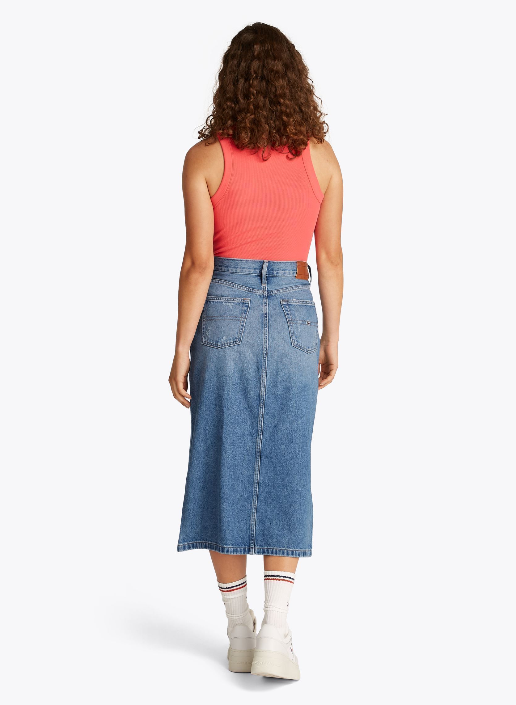 Jupes courtes Claire Midi Skirt Bi DW0DW21292 femme bleu Tommy Jeans Jupes courtes Claire Midi Skirt Bi DW0DW21292 femme bleu DENIM LIGHT