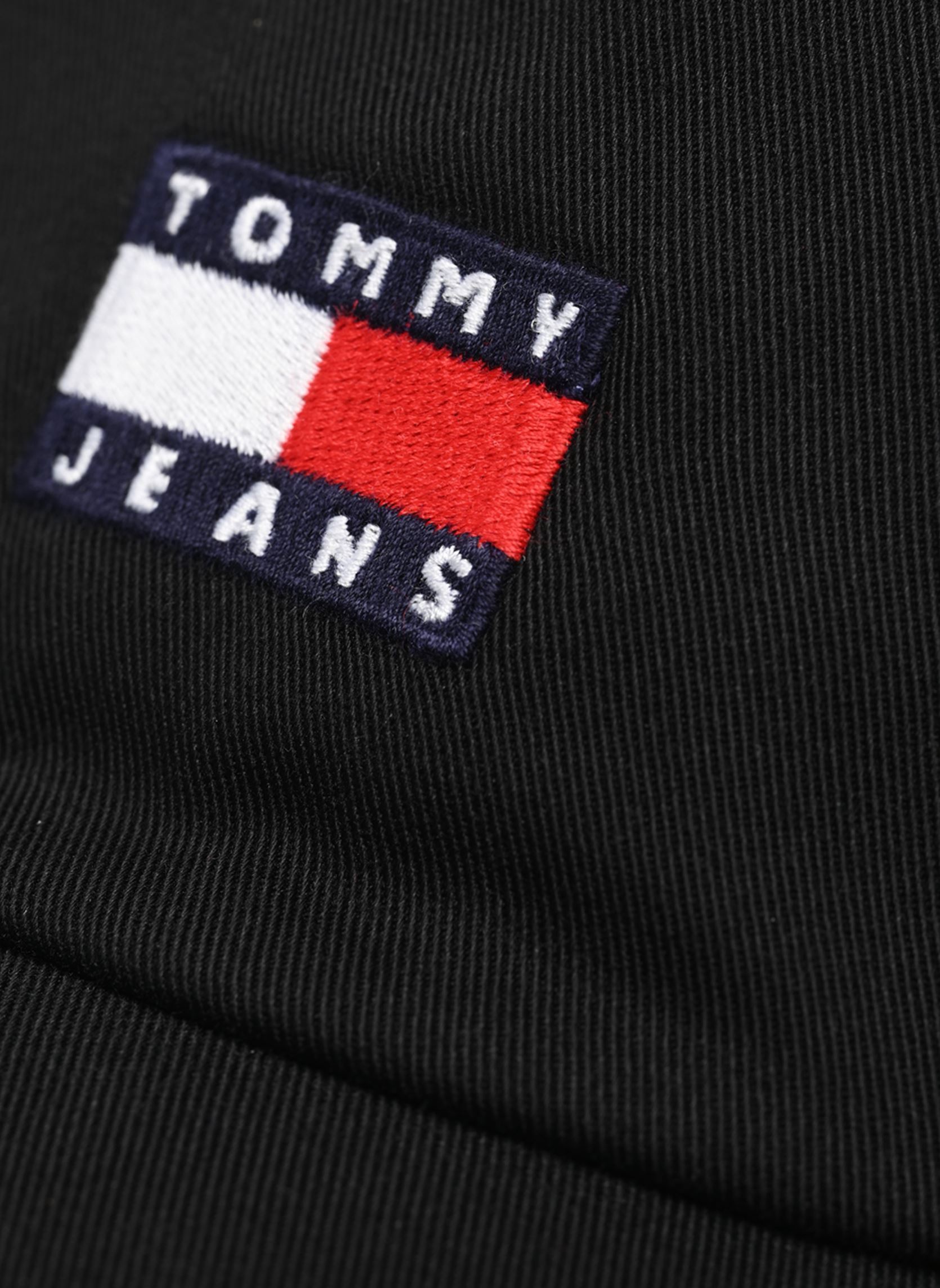 Cappellini Tjm Heritage Trucker AM0AM13287 uomo nero Tommy Jeans Cappellini Tjm Heritage Trucker AM0AM13287 uomo nero BLACK