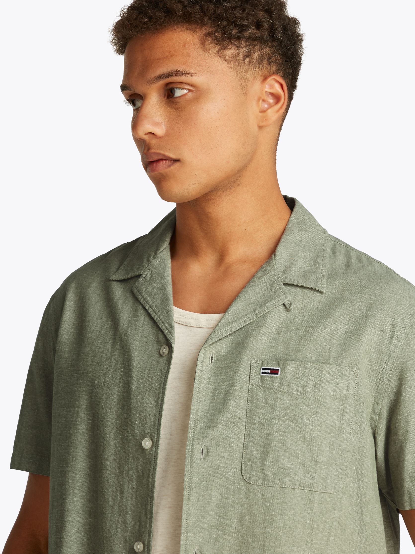 Hemden Tjm Linen Blend Camp DM0DM20895 heren groen Tommy Jeans Hemden Tjm Linen Blend Camp DM0DM20895 heren groen ARUBA GREEN