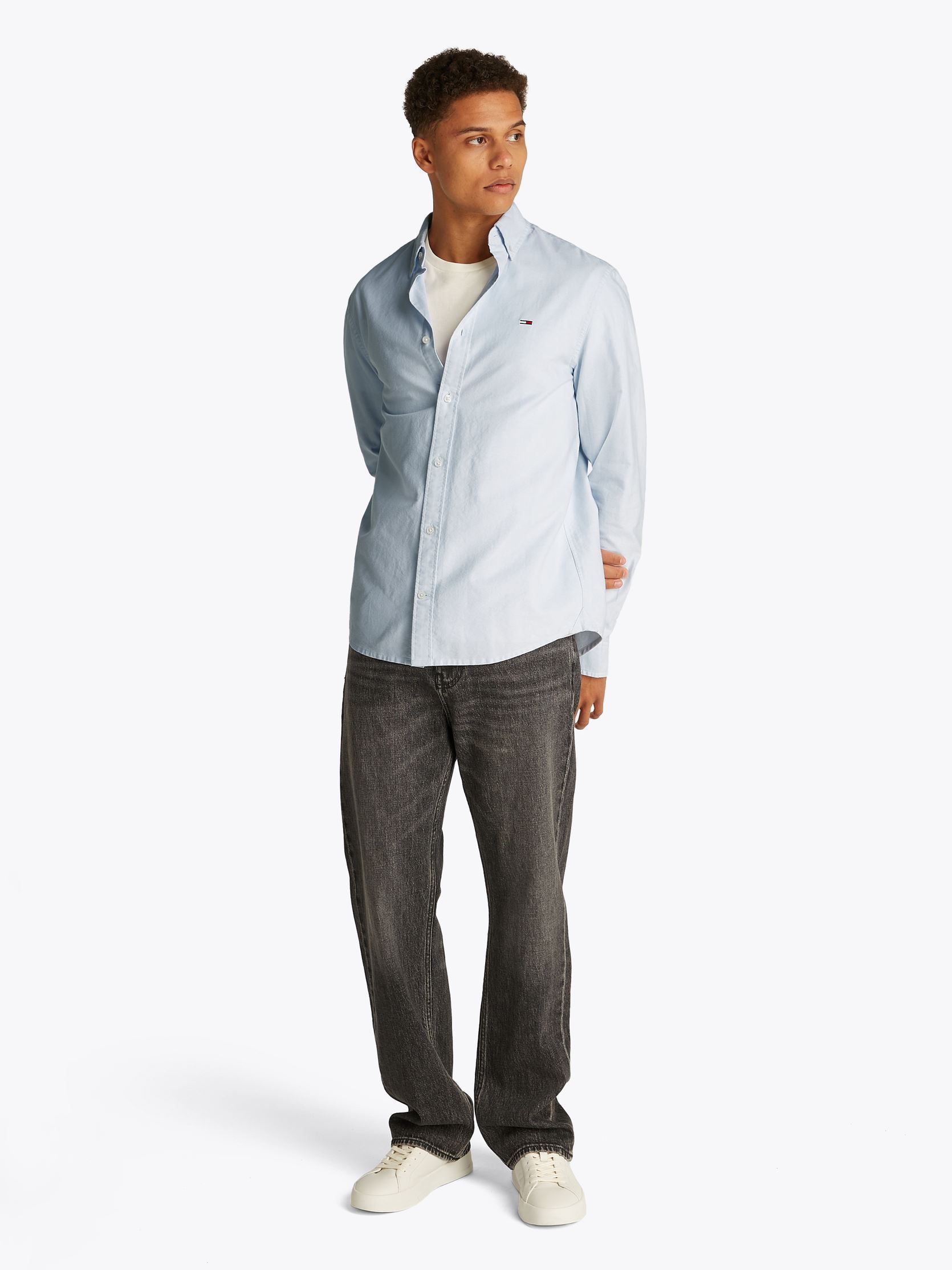 Hemden Tjm Reg Oxford Shirt DM0DM21298 herren blau Tommy Jeans Hemden Tjm Reg Oxford Shirt DM0DM21298 herren blau SWEET BLUE