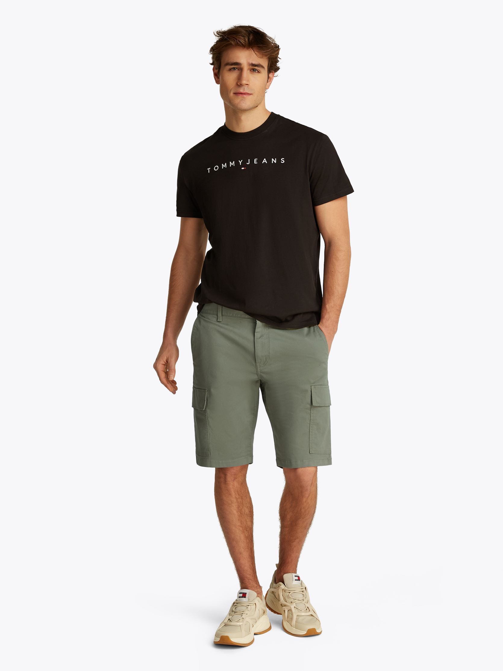 Shorts Tjm Scanton Cargo Sh DM0DM21949 homme vert Tommy Jeans Shorts Tjm Scanton Cargo Sh DM0DM21949 homme vert ARUBA GREEN