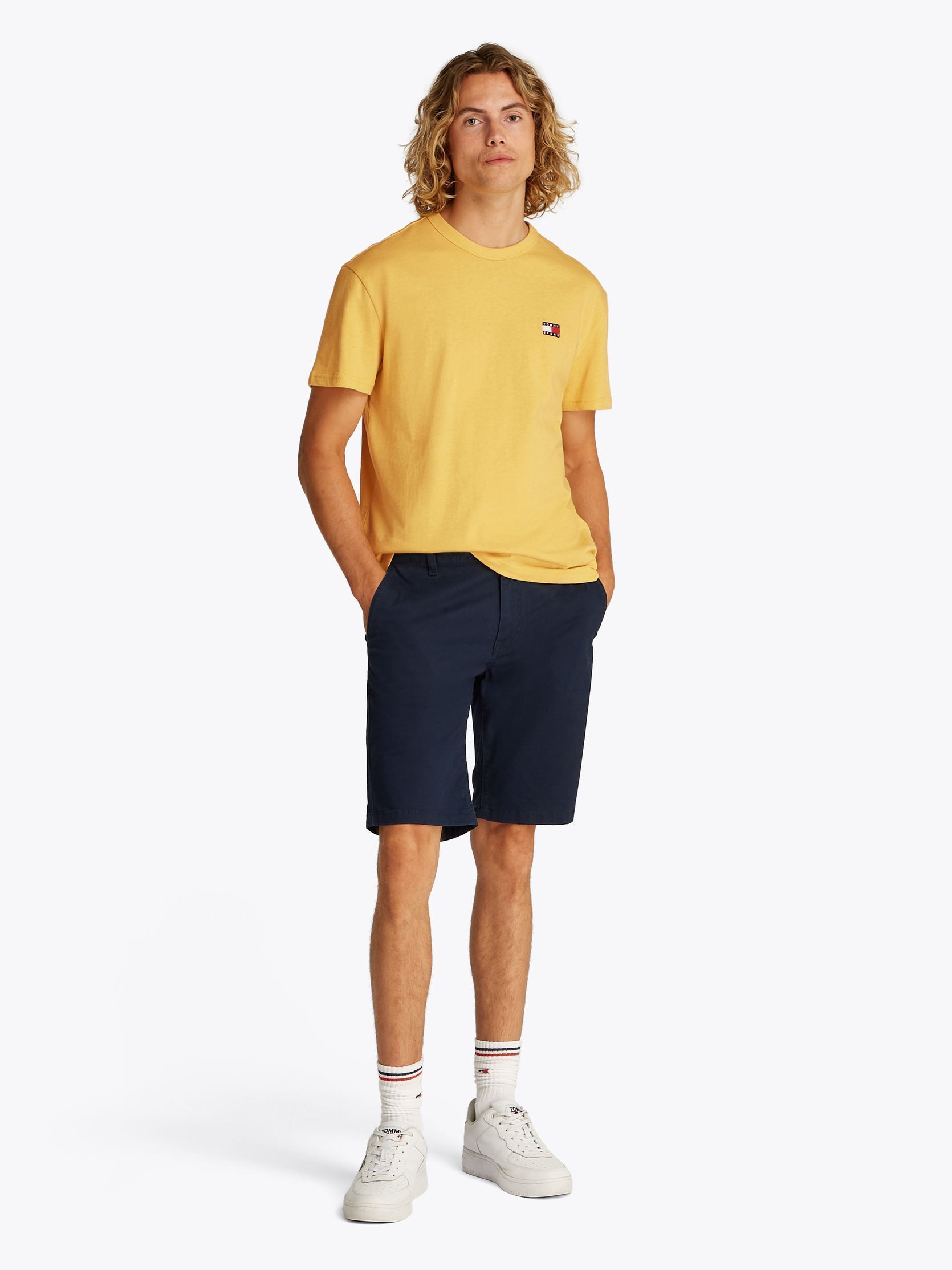 Kurzarm-T-Shirts Tjm Reg Badge Tee Ex DM0DM20322 herren gelb Tommy Jeans Kurzarm-T-Shirts Tjm Reg Badge Tee Ex DM0DM20322 herren gelb YELLOW DAHLIA MELANGE