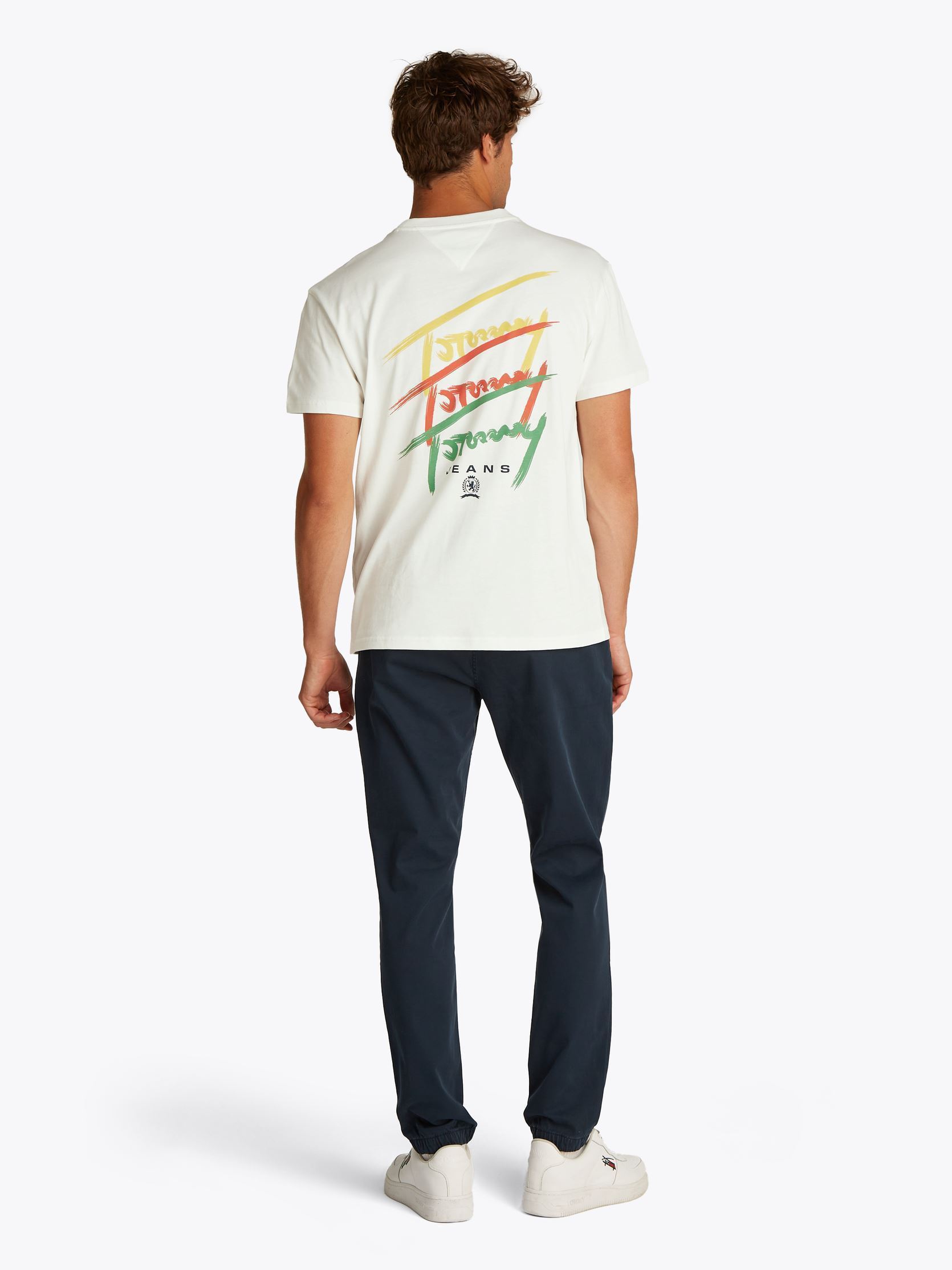 Kurzarm-T-Shirts Tjm Reg Twisted Sign DM0DM20771 herren weiß Tommy Jeans Kurzarm-T-Shirts Tjm Reg Twisted Sign DM0DM20771 herren weiß ECRU
