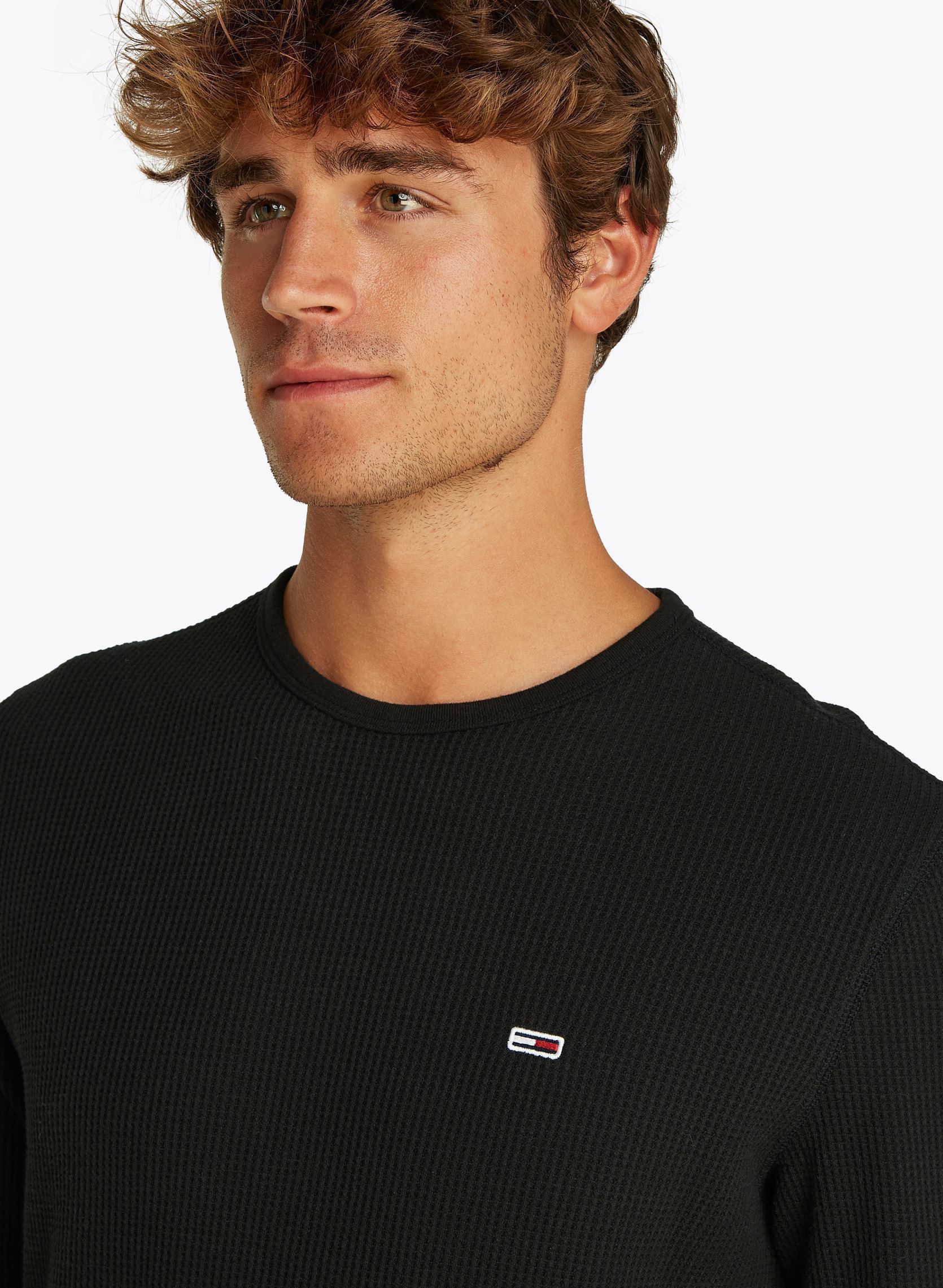 Tee-shirts manches longues Tjm Slim Waffle Ls T DM0DM20688 homme noir Tommy Jeans Tee-shirts manches longues Tjm Slim Waffle Ls T DM0DM20688 homme noir BLACK