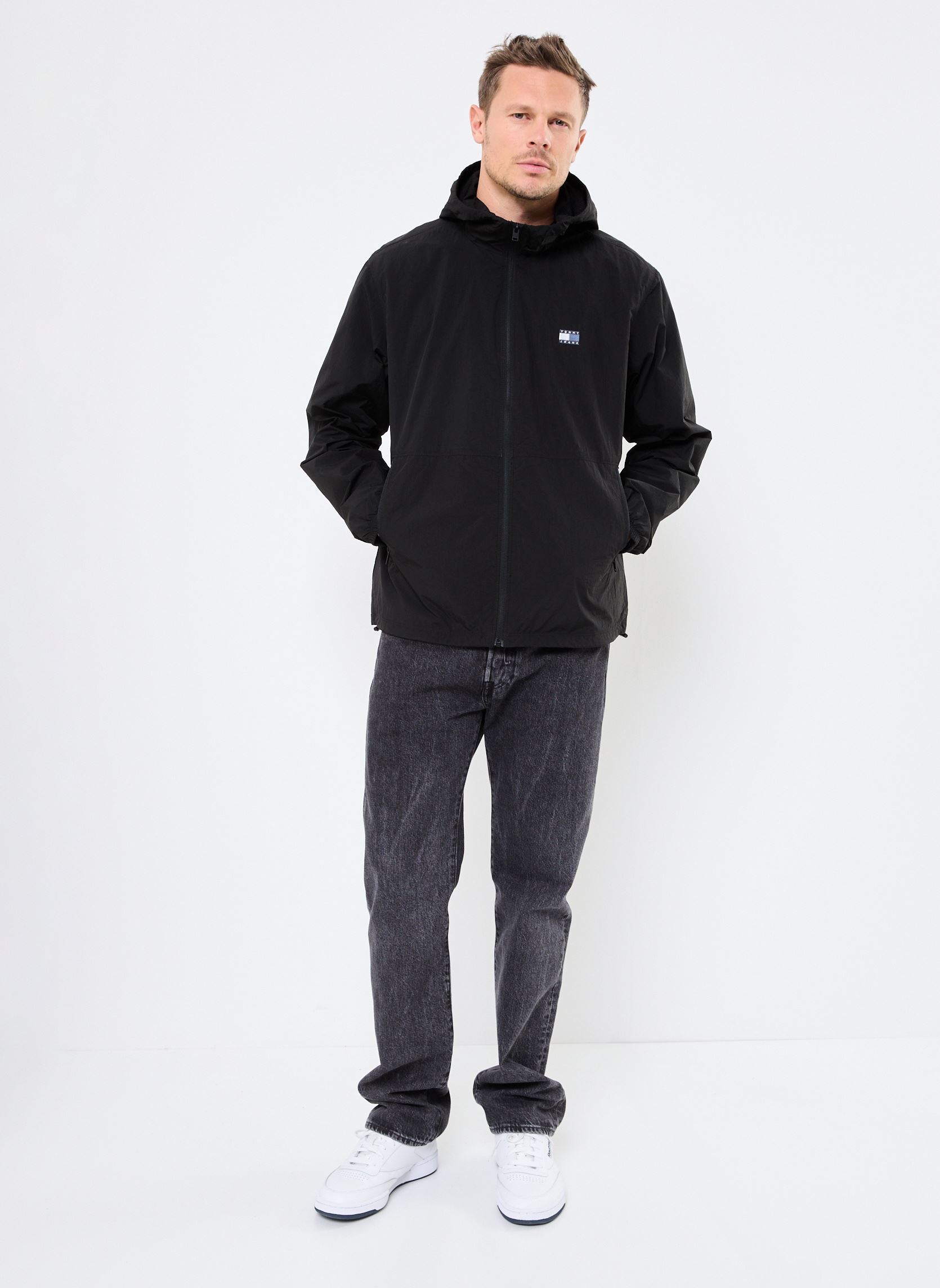 Windbreaker / Windjacken Tjm Chicago Windbrea DM0DM21393 herren schwarz Tommy Jeans Windbreaker / Windjacken Tjm Chicago Windbrea DM0DM21393 herren schwarz BLACK