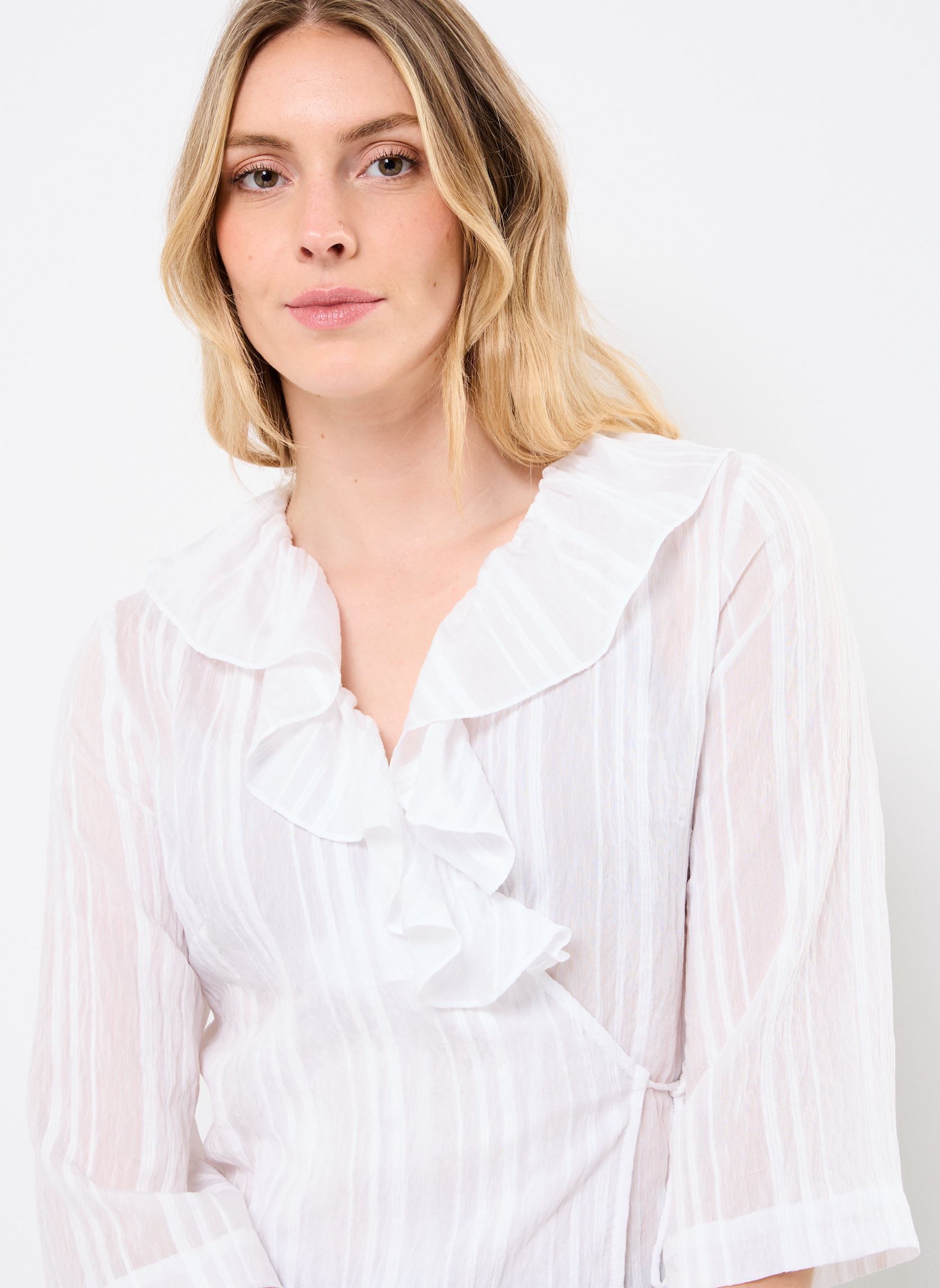 Blouses met lange mouwen Nuhalston Wrap Shirt dames wit Nümph Blouses met lange mouwen Nuhalston Wrap Shirt dames wit BRIGHT WHITE