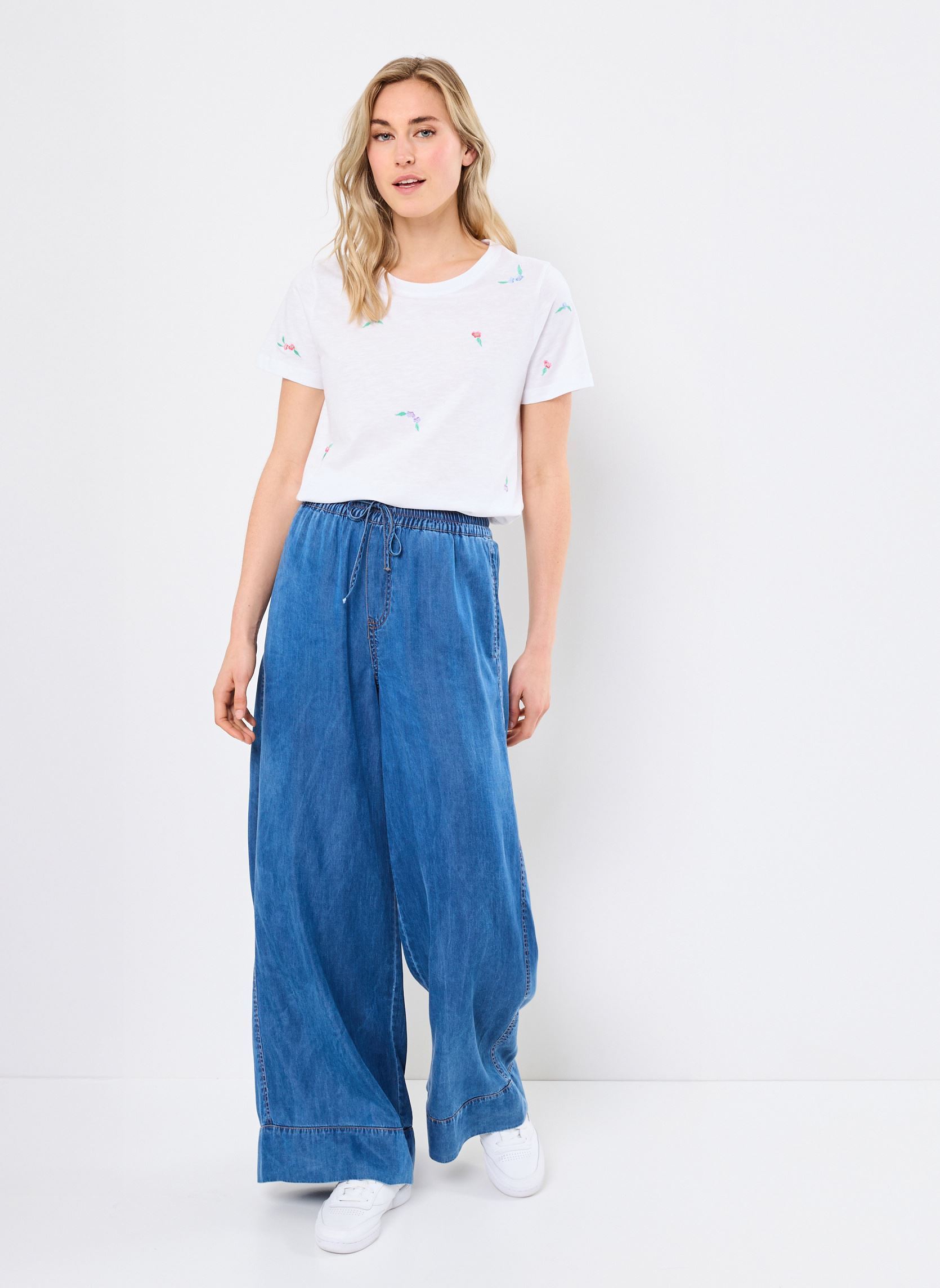 Kurzarm-T-Shirts Nusuis T-Shirt - Gots damen weiß Nümph Kurzarm-T-Shirts Nusuis T-Shirt - Gots damen weiß Bright white