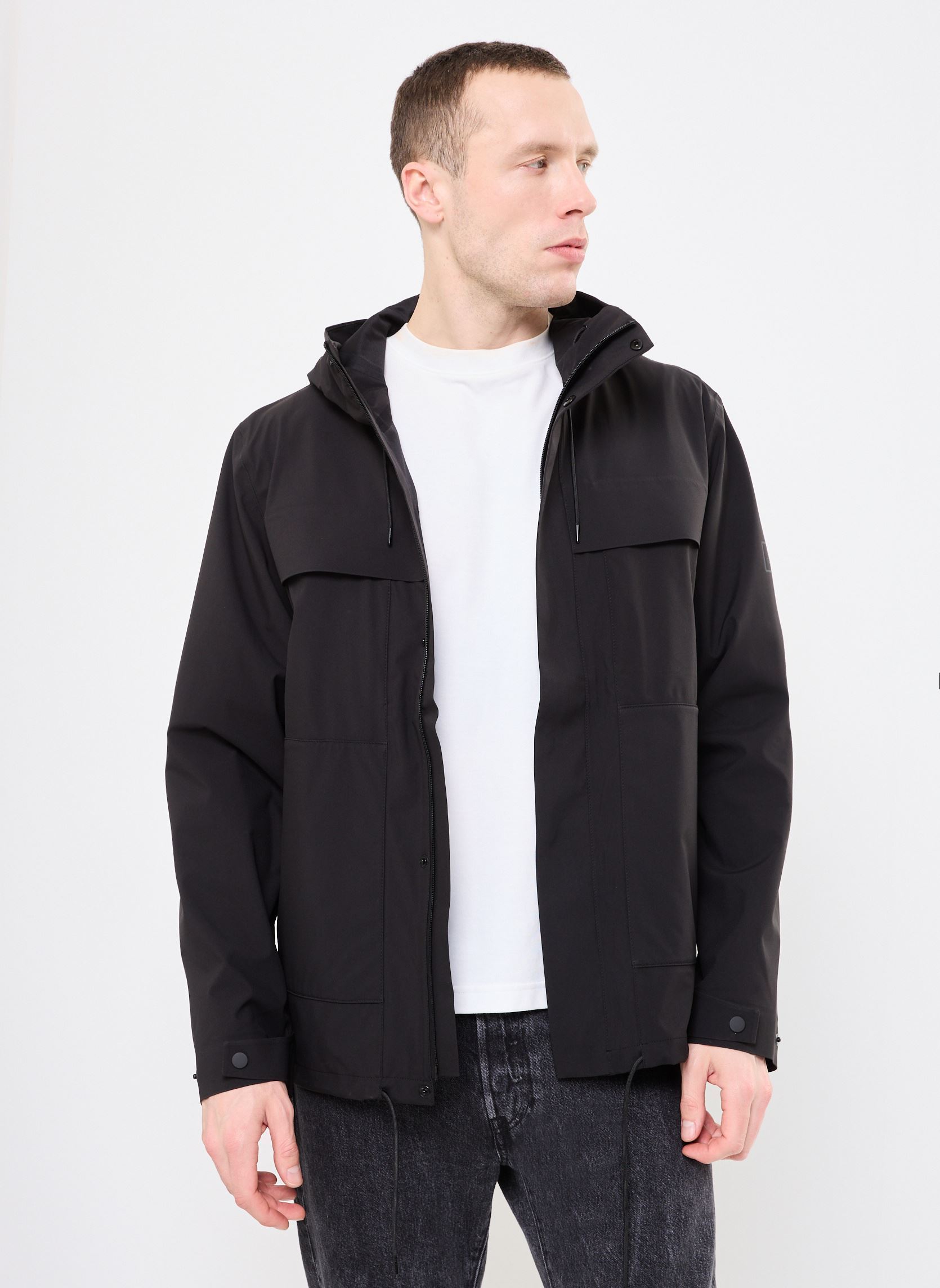 Vestes imperméables Suva Hardshell Cargo Jacket homme noir Rains Vestes imperméables Suva Hardshell Cargo Jacket homme noir BLACK