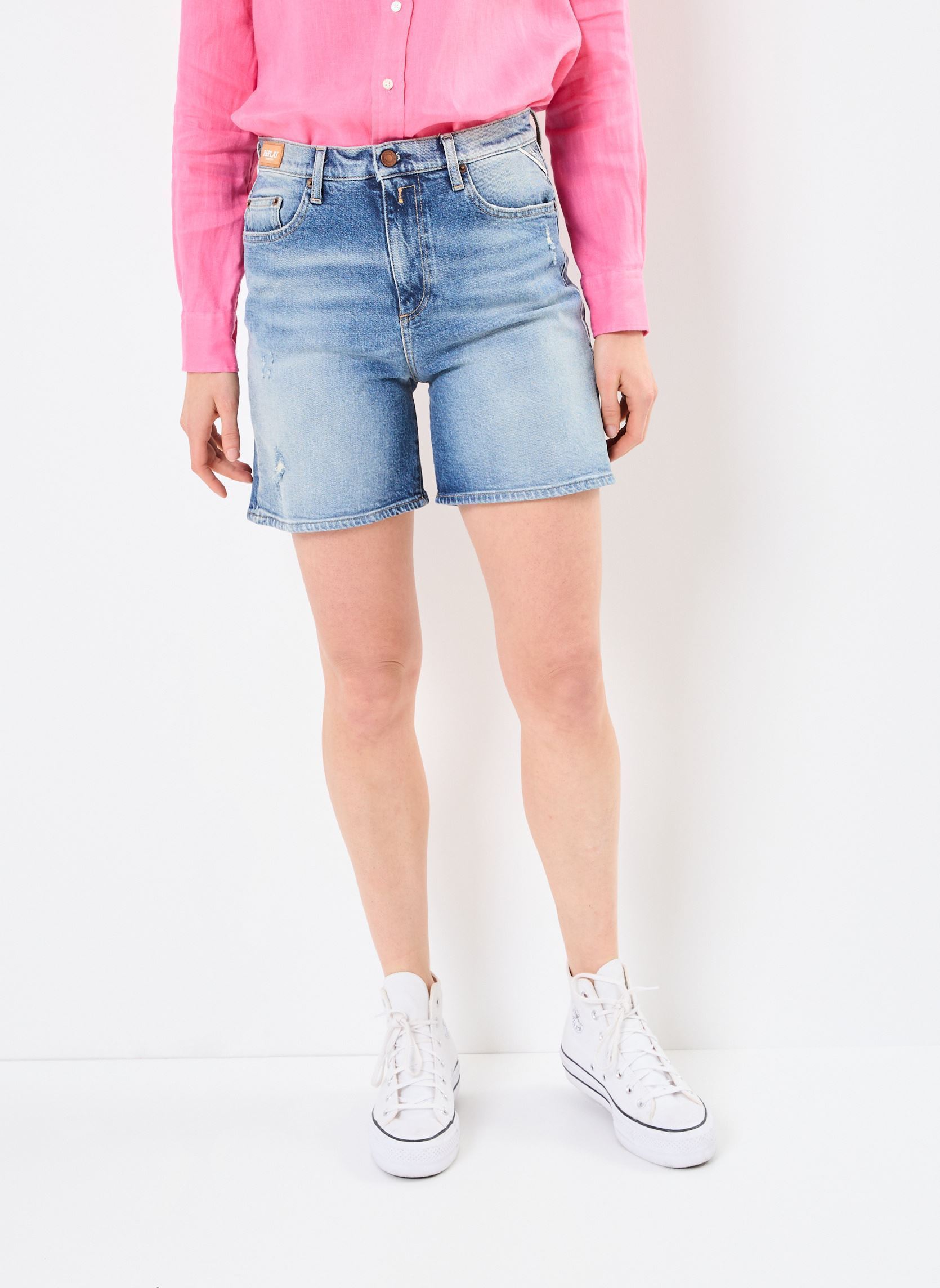 Vêtements Replay NARJA SHORT Shorts pour Accessoires