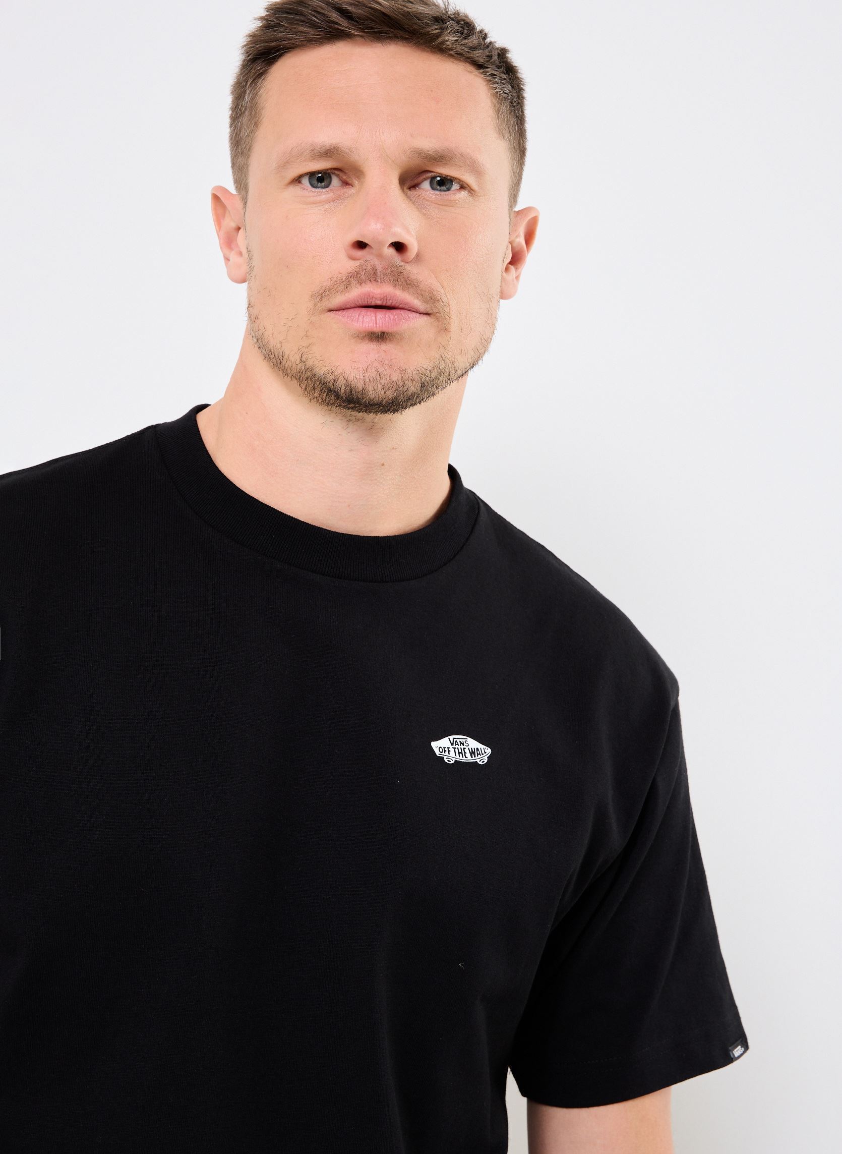 T-shirt a maniche corte STYLE 76 II LOOSE SS TEE uomo nero Vans T-shirt a maniche corte STYLE 76 II LOOSE SS TEE uomo nero BLACK-WHITE