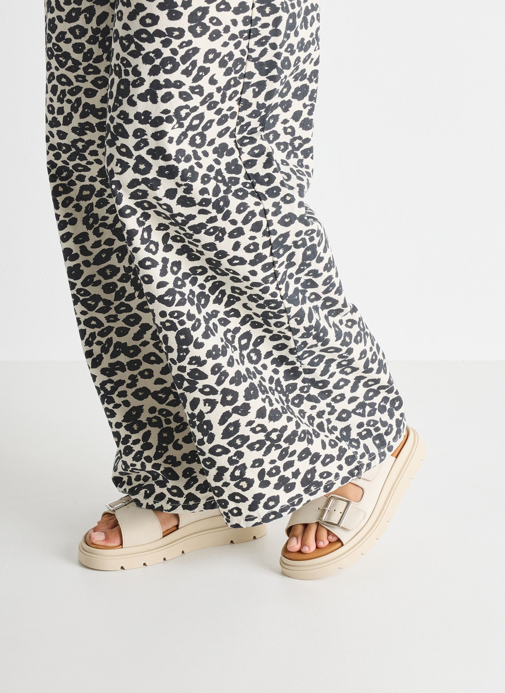 Sandales 1-28233-44 femme beige Tamaris Sandales 1-28233-44 femme beige Beige