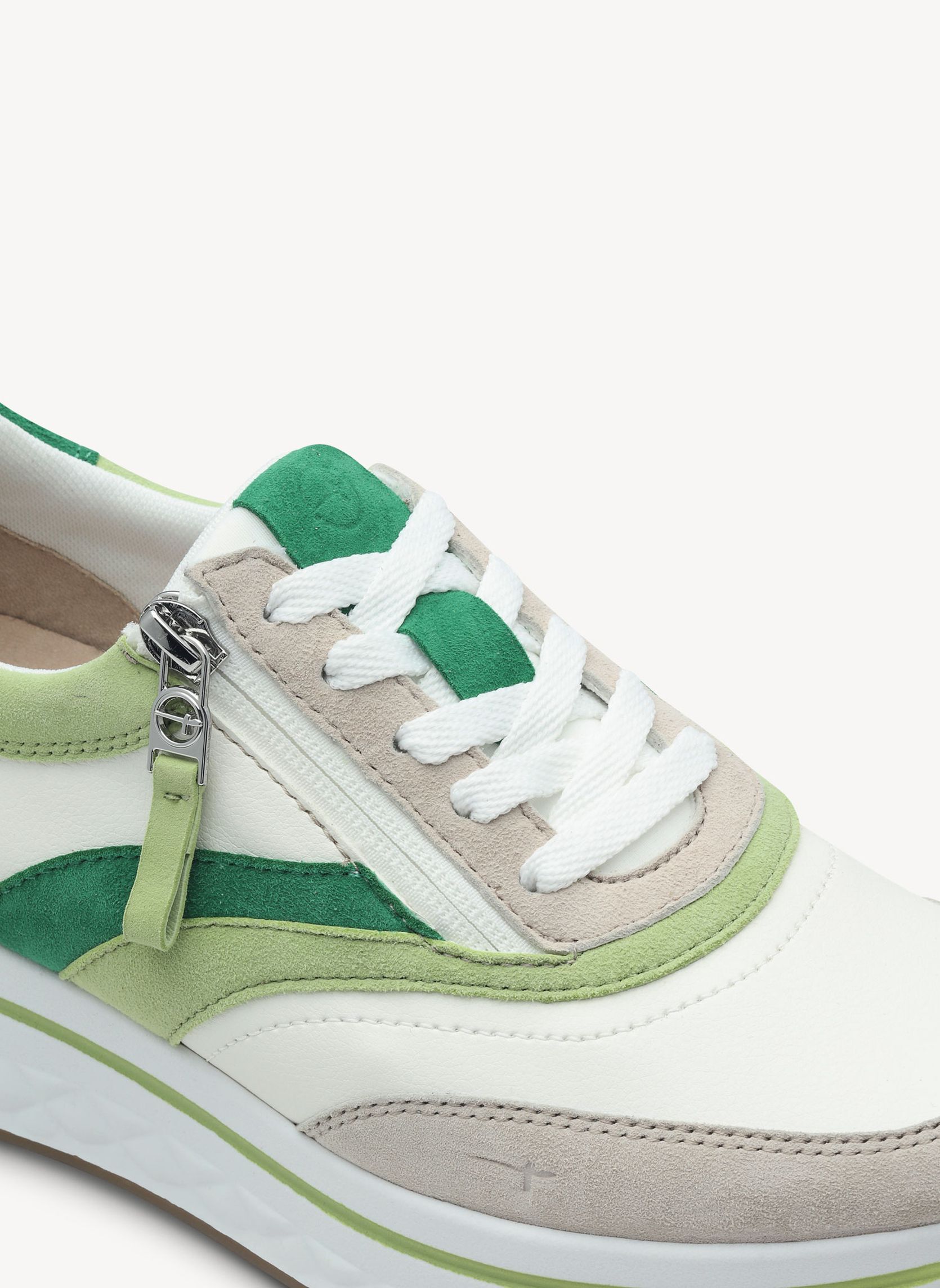 Baskets basses 8-83721-44 femme vert Tamaris Baskets basses 8-83721-44 femme vert Vert