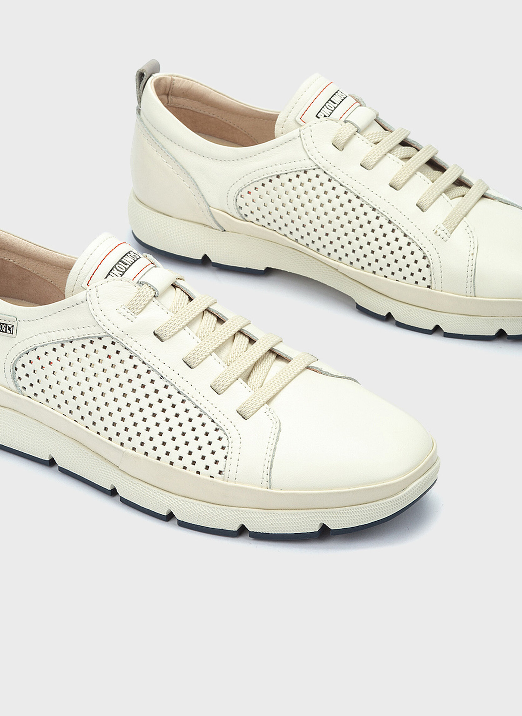 Baskets basses FUENCARRAL homme blanc Pikolinos Baskets basses FUENCARRAL homme blanc Blanc