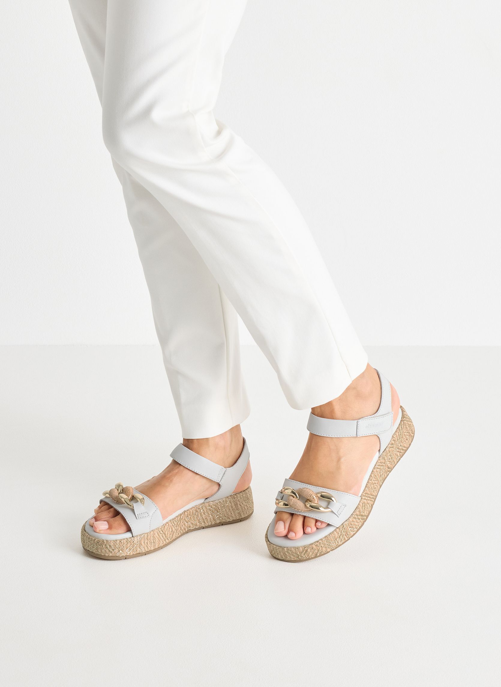 Sandales 8-88729-44 femme blanc Tamaris Sandales 8-88729-44 femme blanc Blanc