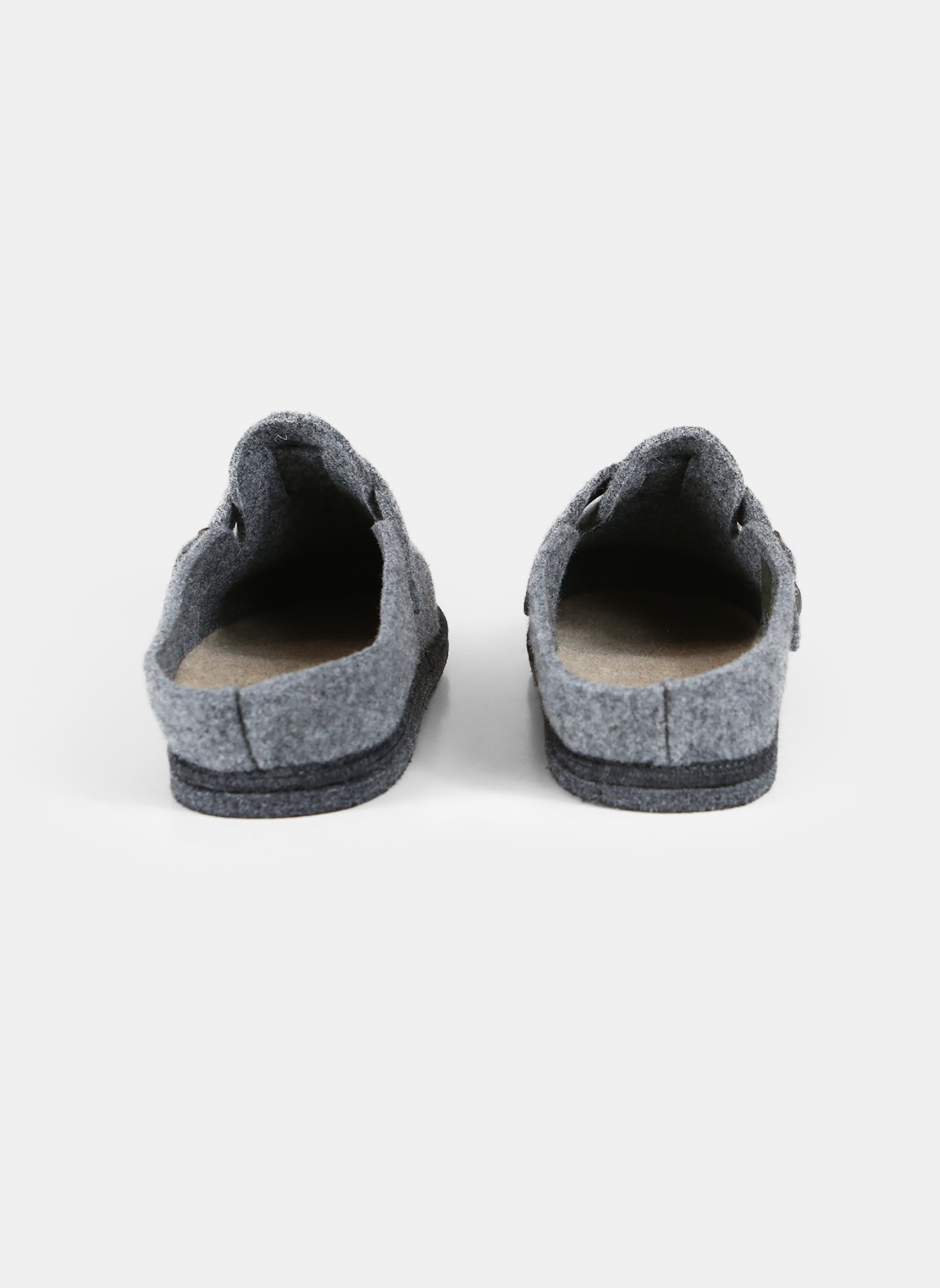 Chaussons 8792228 homme gris Bata Chaussons 8792228 homme gris Gris