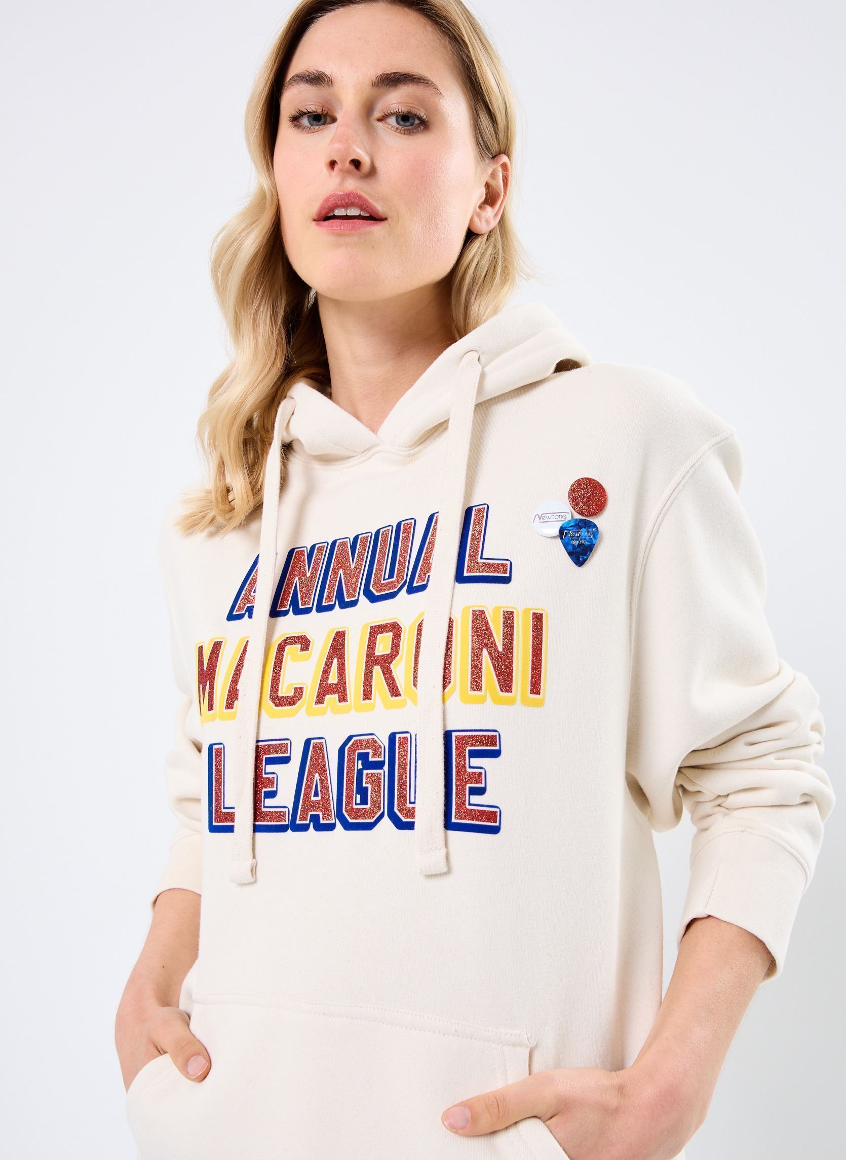 Kapuzenpullover SWEATSHIRT JAGGER MACARONI damen weiß Newtone Kapuzenpullover SWEATSHIRT JAGGER MACARONI damen weiß NATURAL