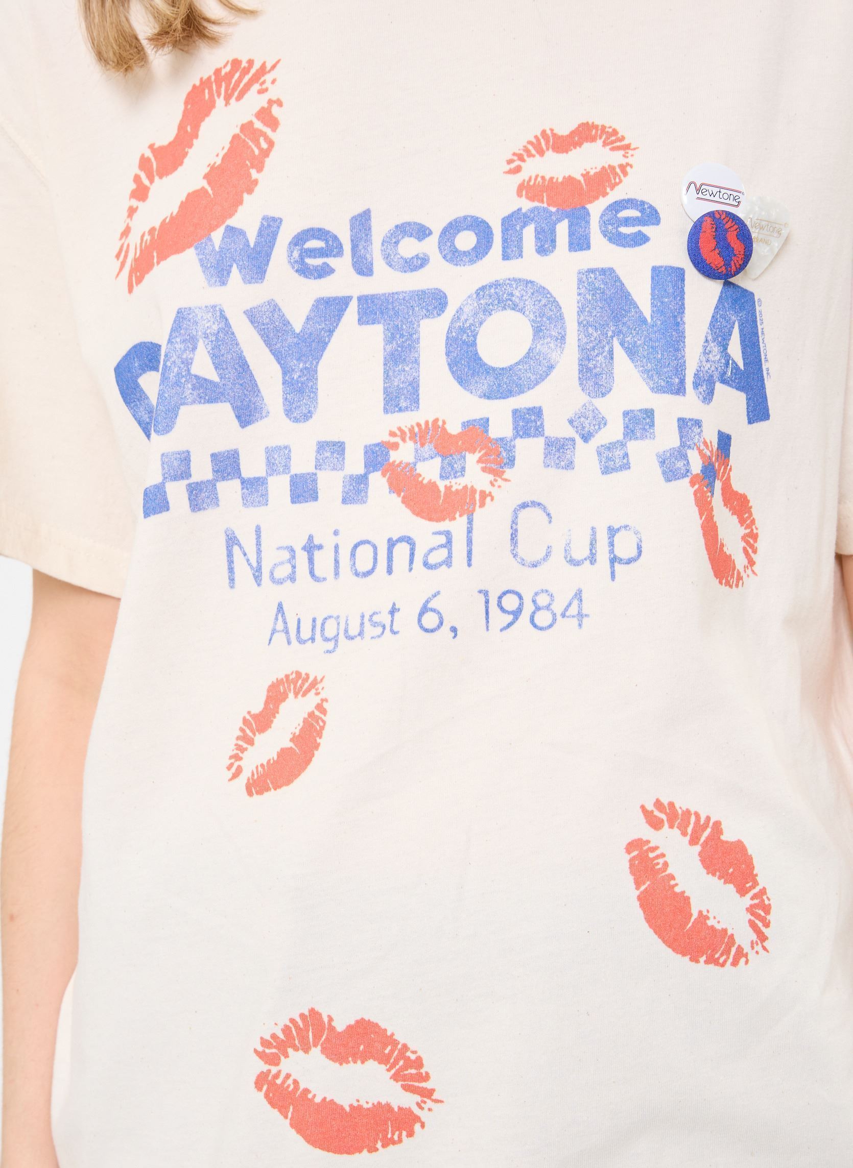 Tee-shirts manches courtes TSHIRT TRUCKER NASCAR femme blanc Newtone Tee-shirts manches courtes TSHIRT TRUCKER NASCAR femme blanc NATURAL