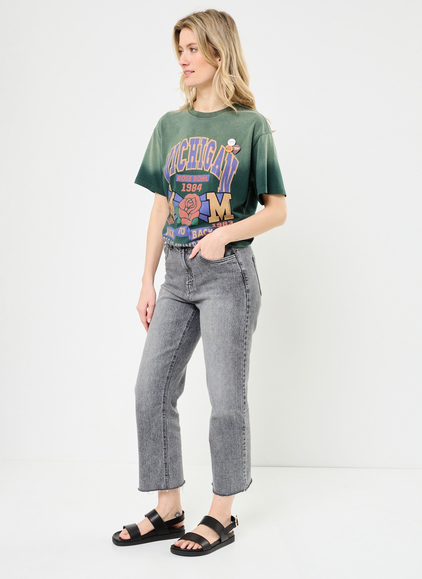 Kurzarm-T-Shirts TSHIRT TRUCKER ROSE damen grün Newtone Kurzarm-T-Shirts TSHIRT TRUCKER ROSE damen grün VINTAGEFOREST