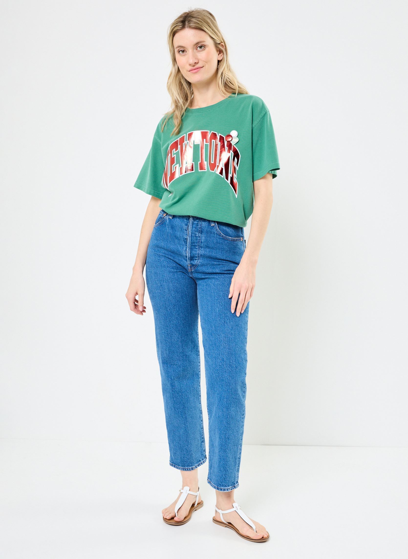 Tee-shirts manches courtes TSHIRT TRUCKER TONE femme vert Newtone Tee-shirts manches courtes TSHIRT TRUCKER TONE femme vert APPLE