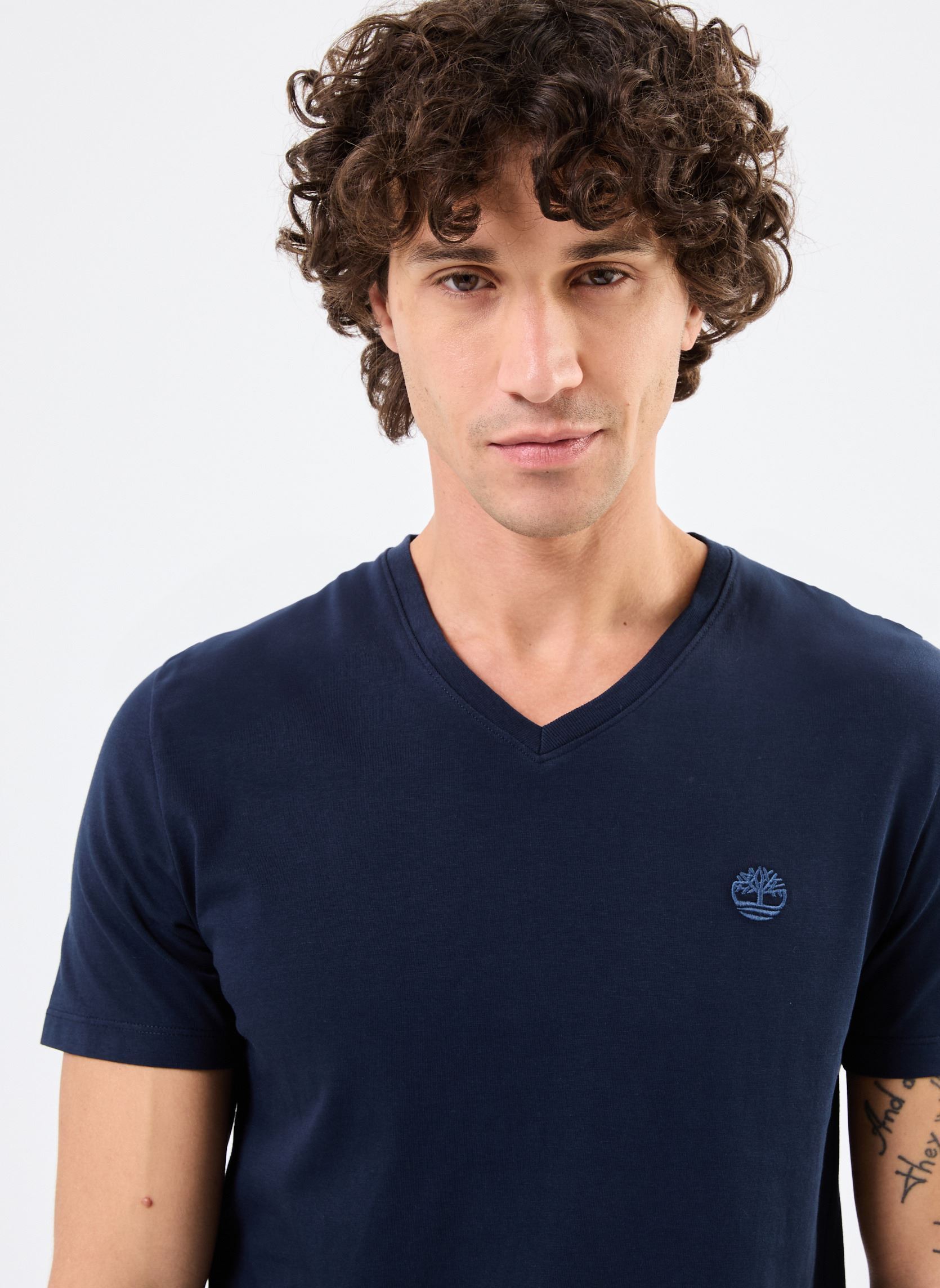 Tee-shirts manches courtes V Neck Short Sleeve Tee homme bleu Timberland Tee-shirts manches courtes V Neck Short Sleeve Tee homme bleu DARK SAPPHIRE-DARK DENIM