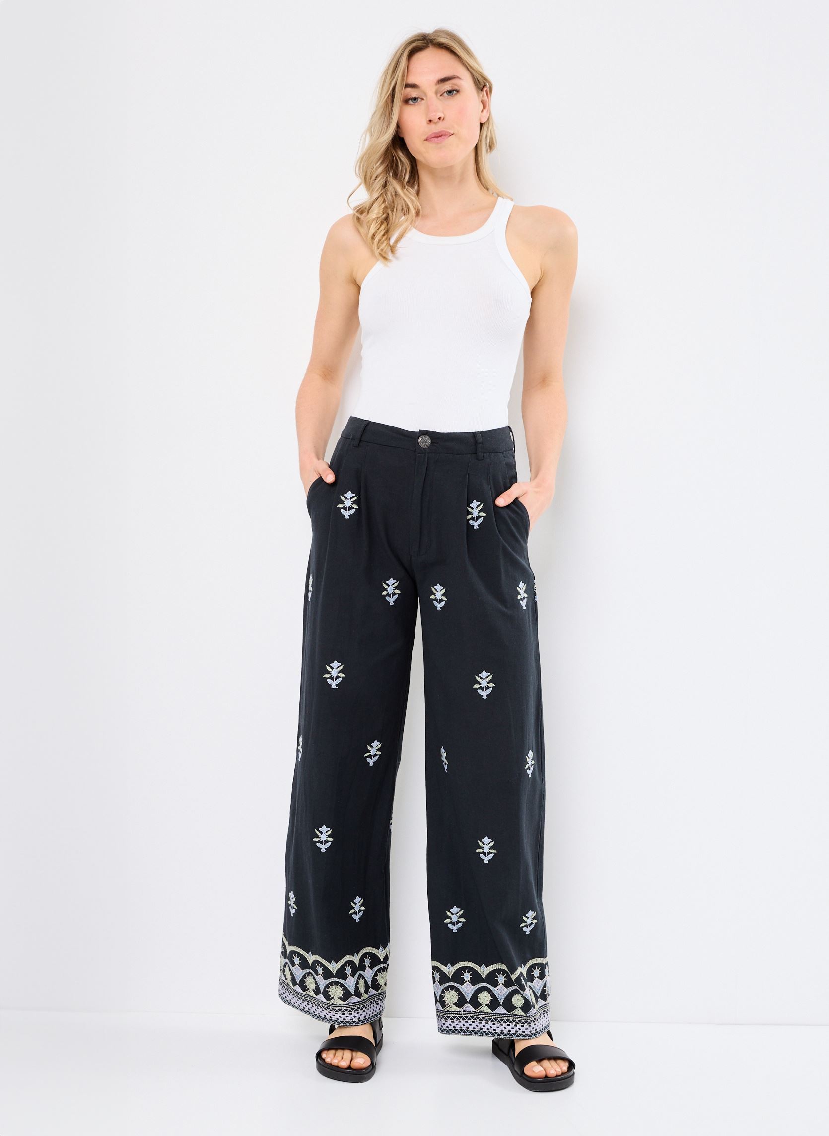 Pantalons larges Lolo femme noir Maison Hotel Pantalons larges Lolo femme noir Midnight Wish