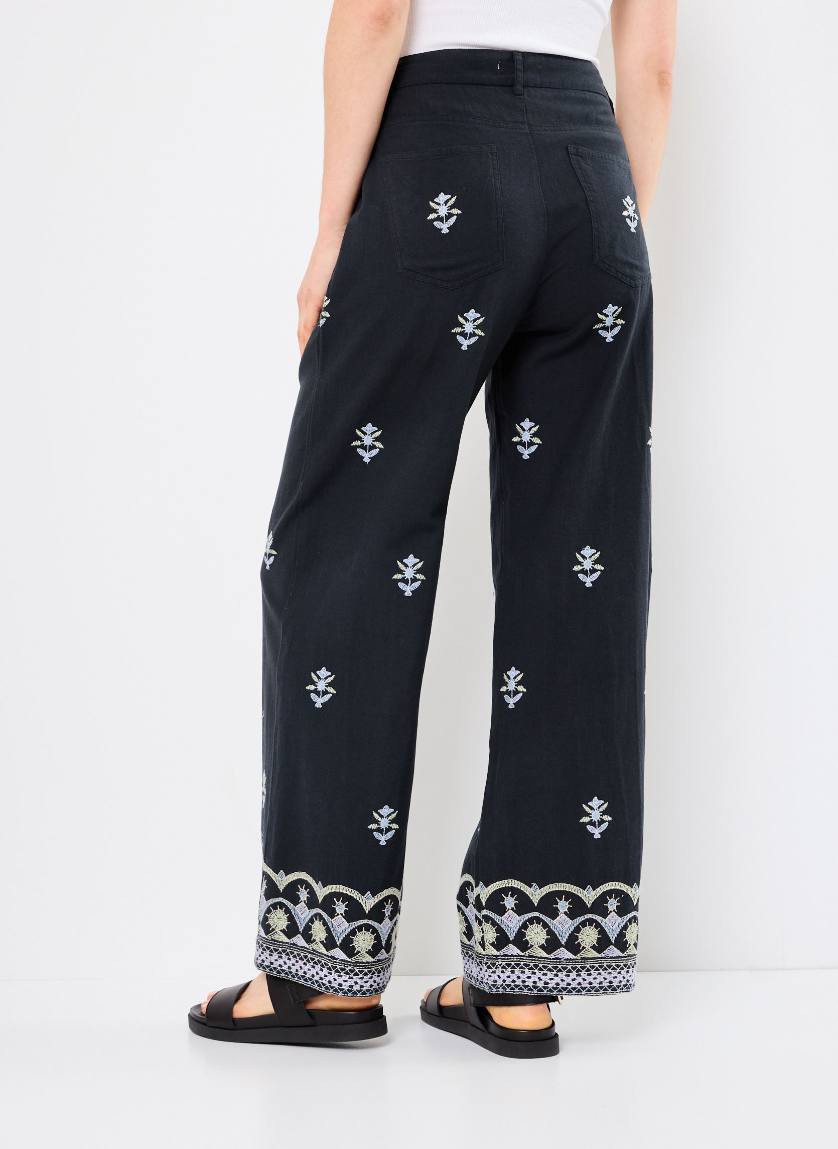 Pantalons larges Lolo femme noir Maison Hotel Pantalons larges Lolo femme noir Midnight Wish