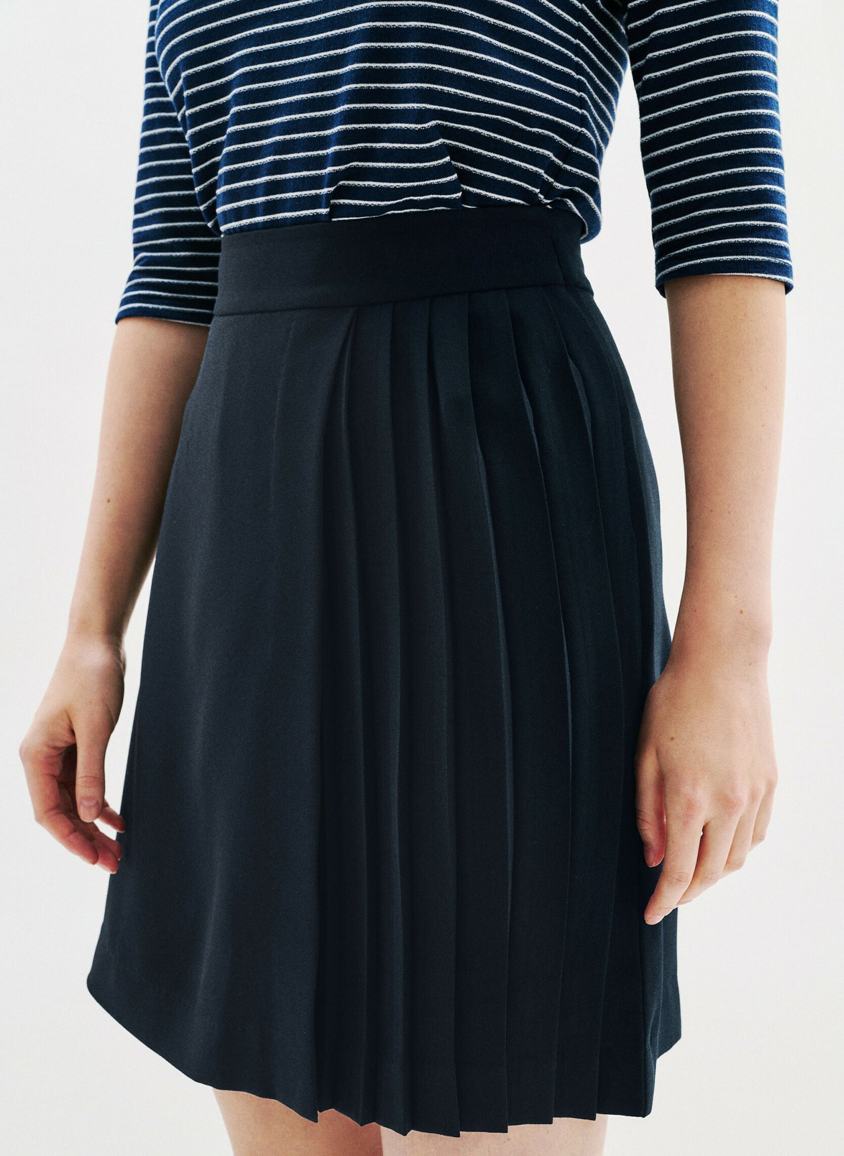 Gonne corte 251J-JVANESSA donna blu Caroll Gonne corte 251J-JVANESSA donna blu SKY CAPTAIN