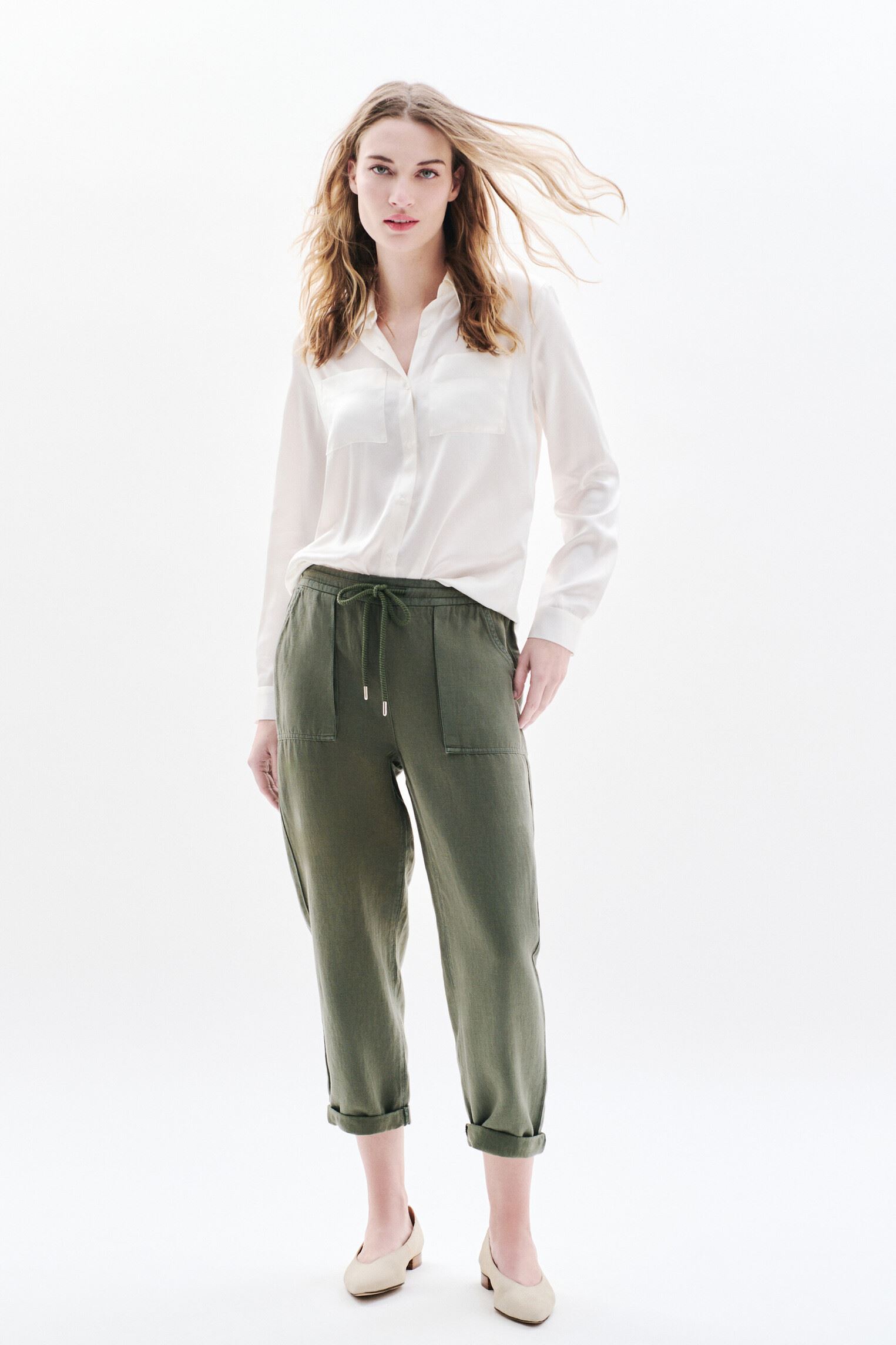 Pantalons chinos PK053-IGNACE femme vert Caroll Pantalons chinos PK053-IGNACE femme vert VERT KAKI