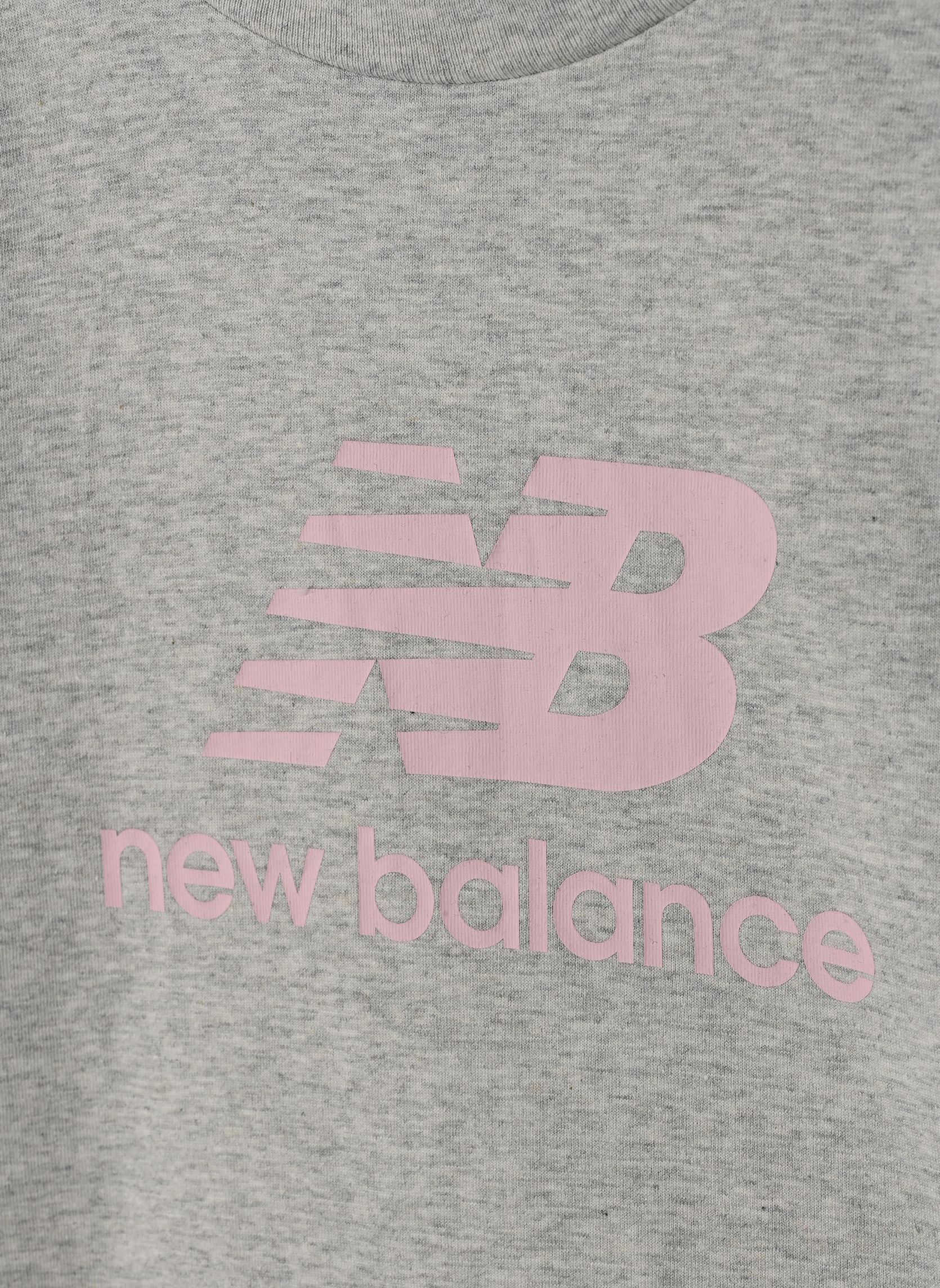 Tee-shirts manches courtes New Balance Jersey Stacked Logo Tee fille gris New Balance Kids Tee-shirts manches courtes New Balance Jersey Stacked Logo Tee fille gris ASH HEATHER