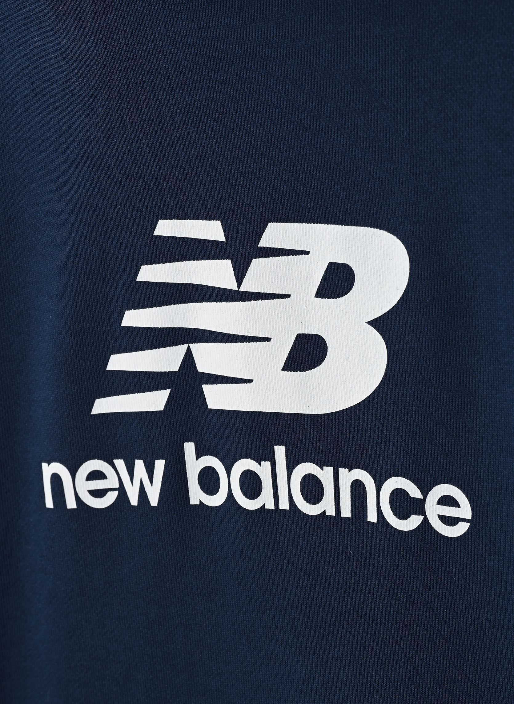Hoodies New Balance French Terry Stacked Logo Ho jongens blauw New Balance Kids Hoodies New Balance French Terry Stacked Logo Ho jongens blauw NB NAVY
