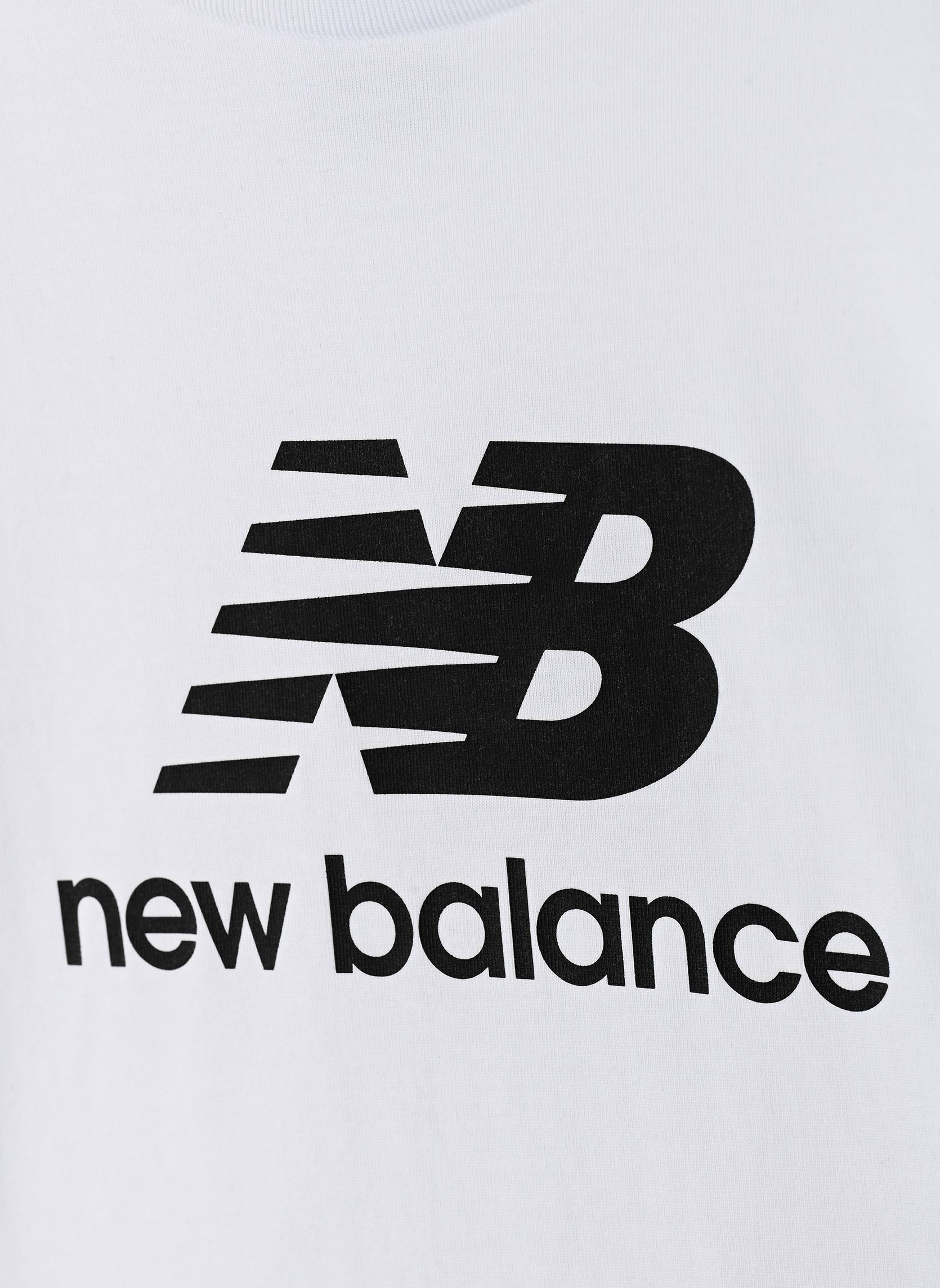 Tee-shirts manches courtes New Balance Jersey Stacked Logo Tee Girl fille blanc New Balance Kids Tee-shirts manches courtes New Balance Jersey Stacked Logo Tee Girl fille blanc NB BRIGHT WHITE