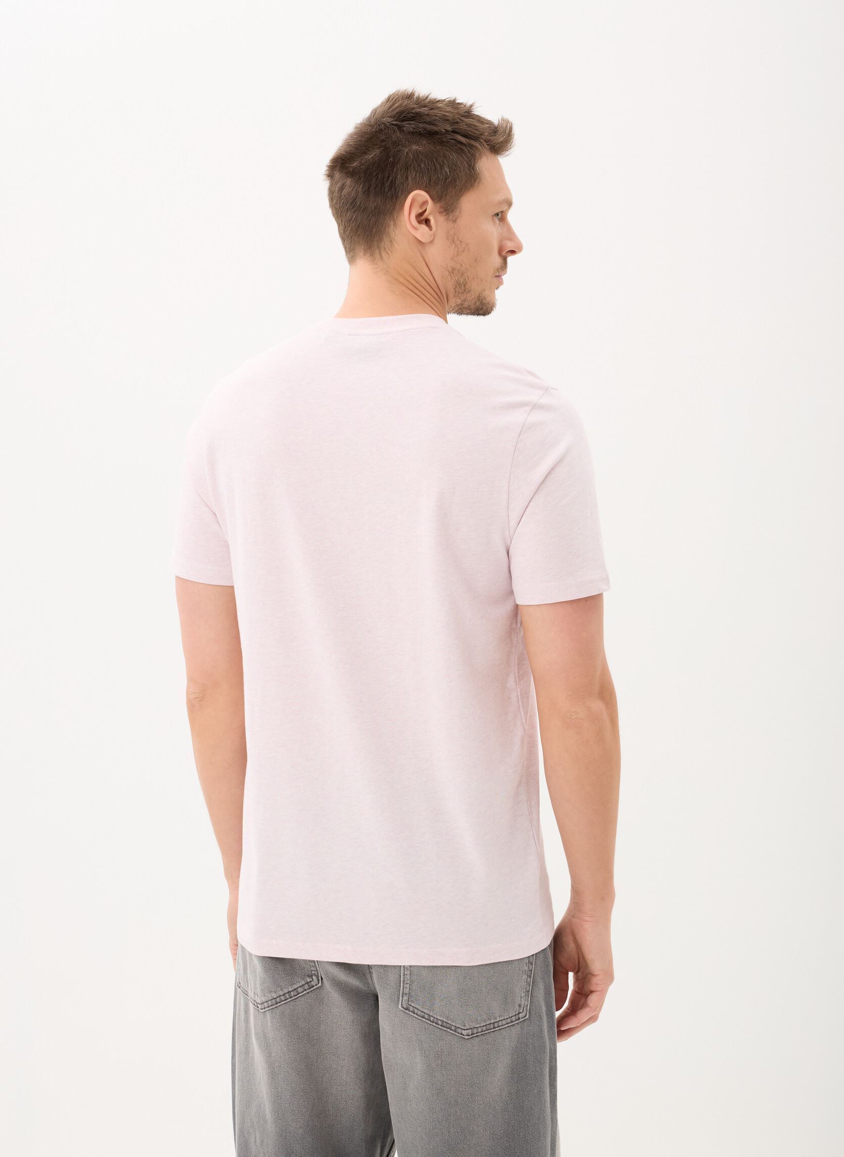 Tee-shirts manches courtes Heather T-Shirt homme rose Lyle & Scott Tee-shirts manches courtes Heather T-Shirt homme rose IRIS MARL