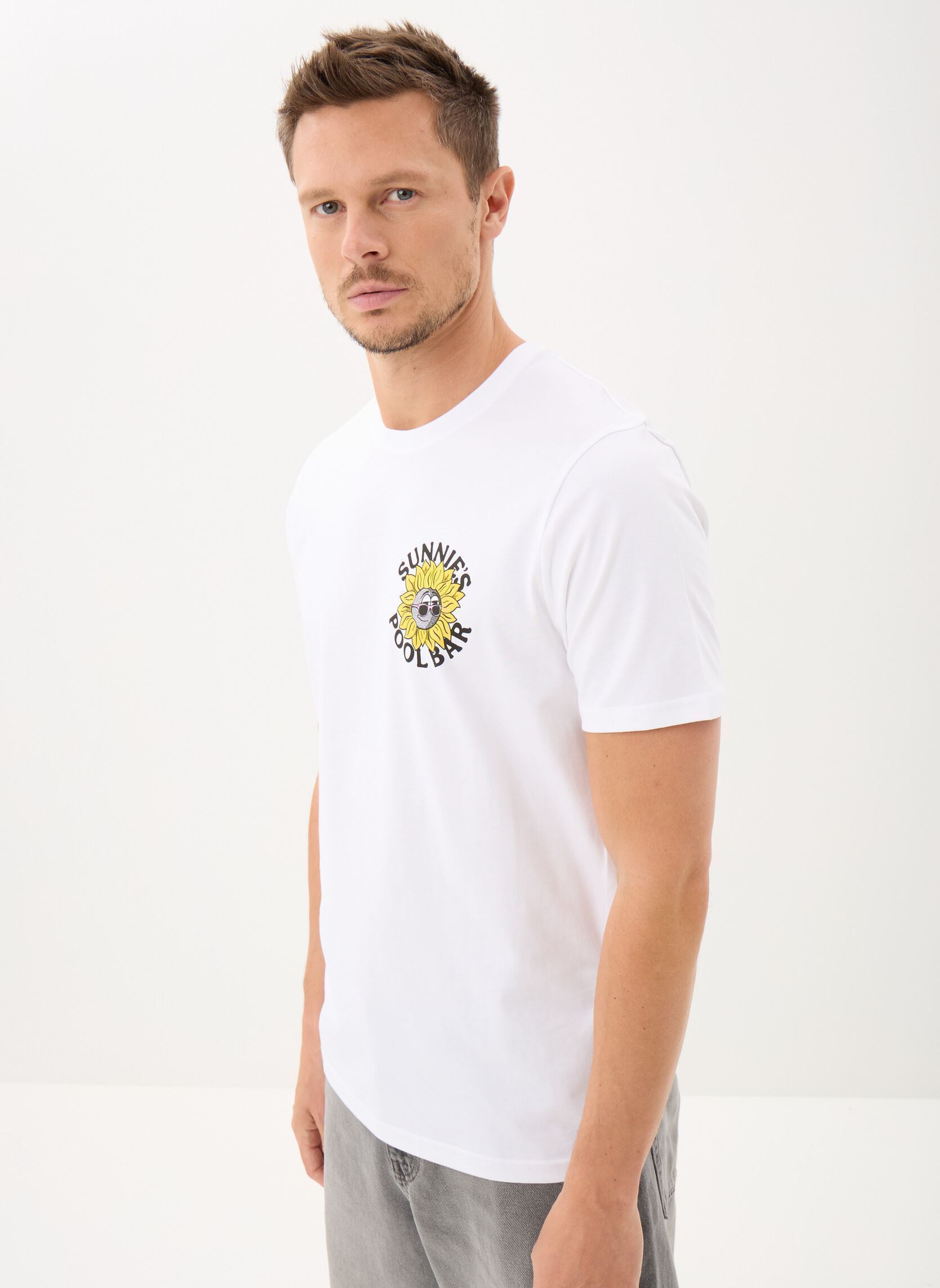 Tee-shirts manches courtes Sunnies Pool Bar Graphic T-Shirt homme blanc Lyle & Scott Tee-shirts manches courtes Sunnies Pool Bar Graphic T-Shirt homme blanc WHITE