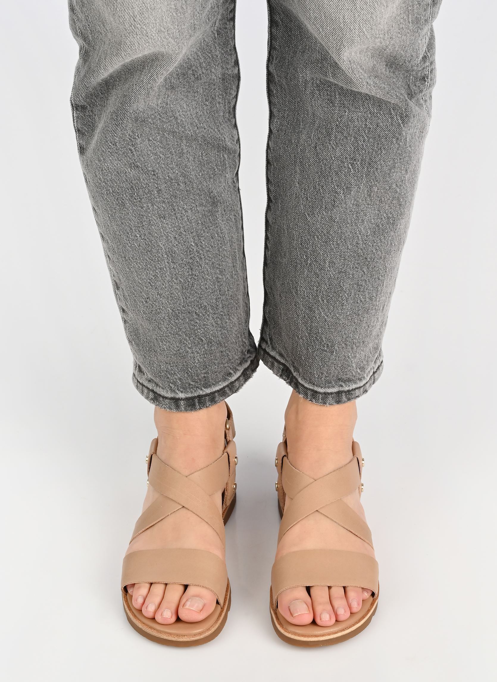 Flache Sandalen ELLA III CRISSCROSS SANDAL damen beige Sorel Flache Sandalen ELLA III CRISSCROSS SANDAL damen beige Honest Beige, Gum 2