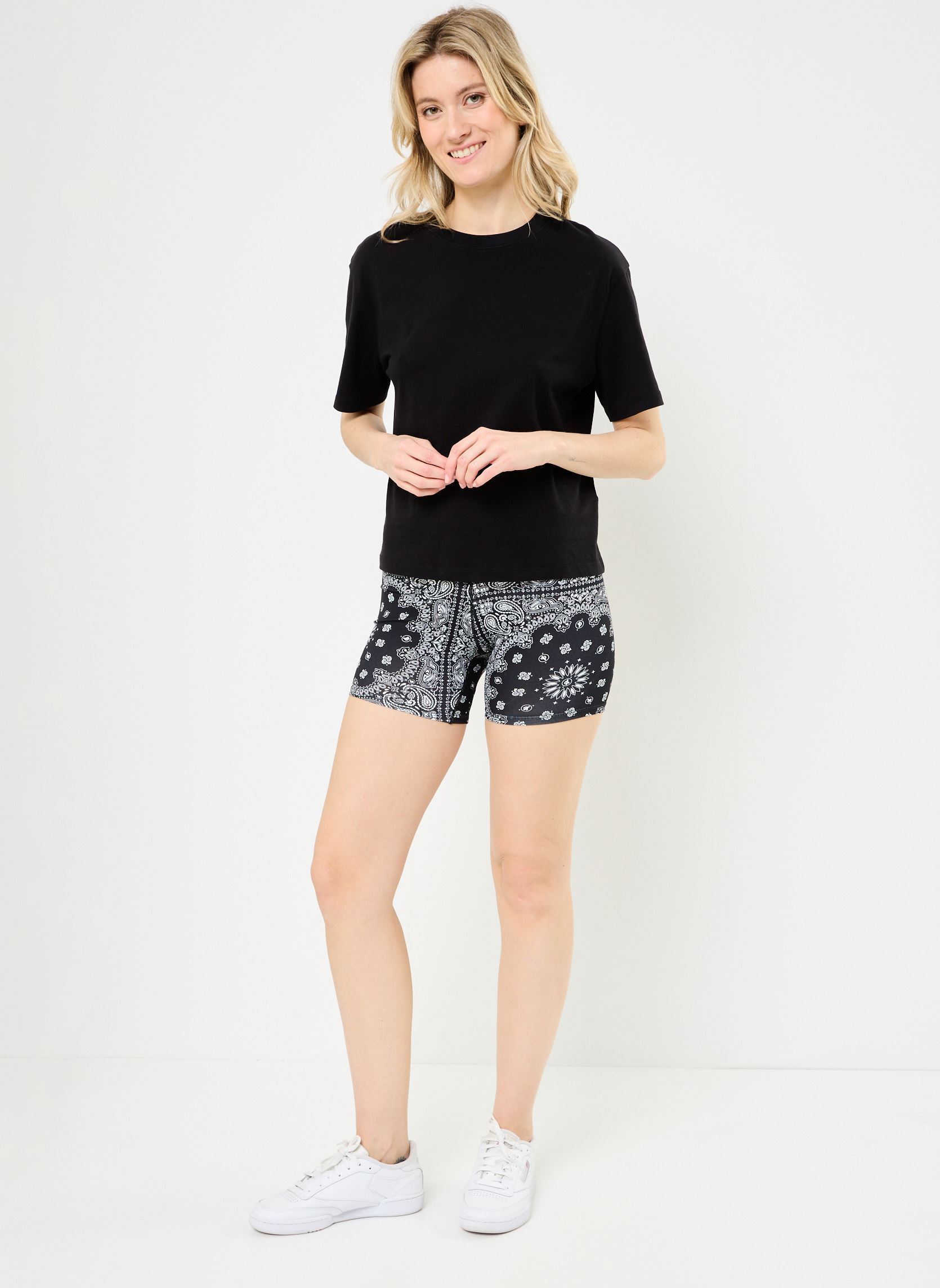 Shorts Yoga Short Black Bandana femme noir Arizona Love Shorts Yoga Short Black Bandana femme noir BLACK